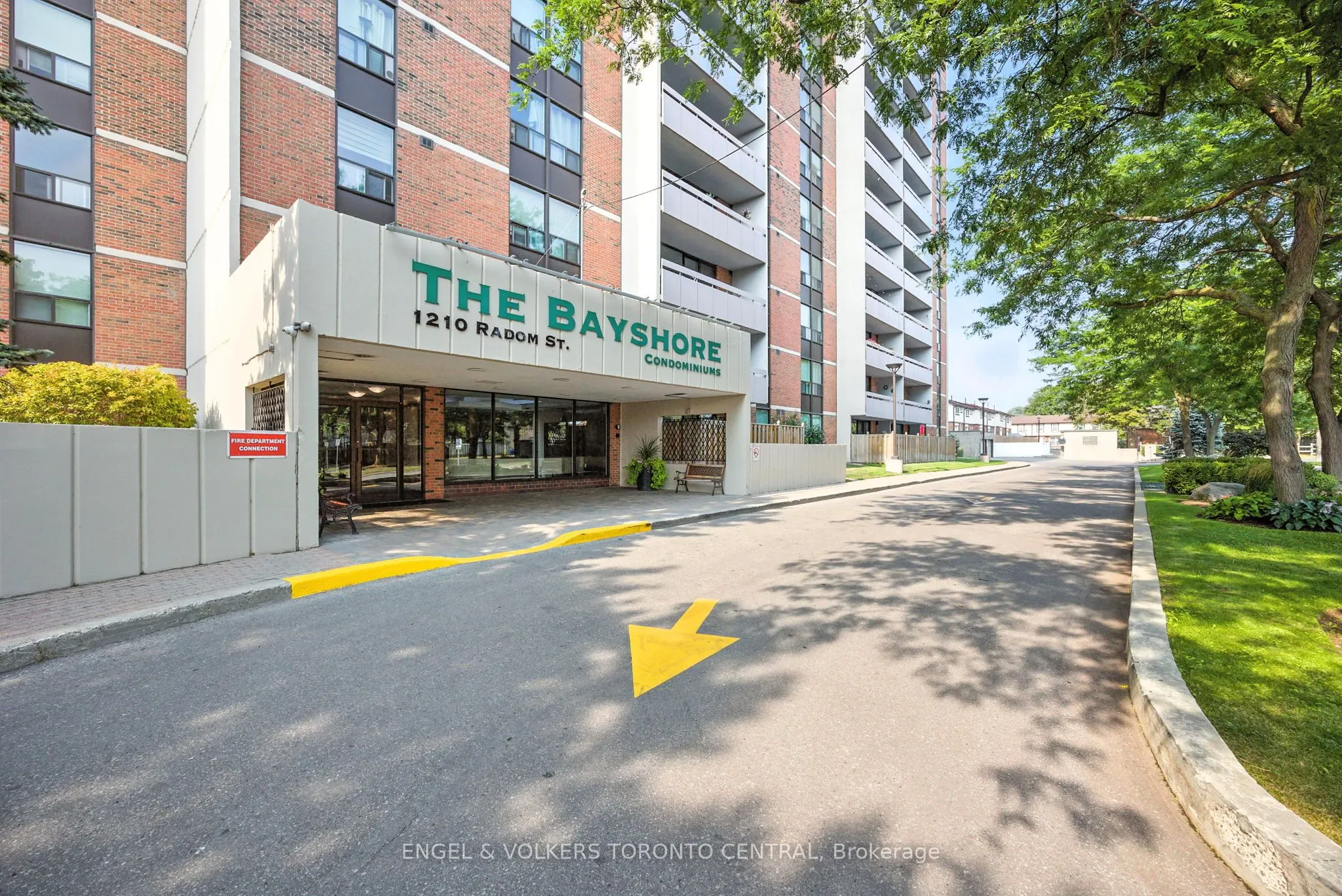 1210 Radom Street, #910