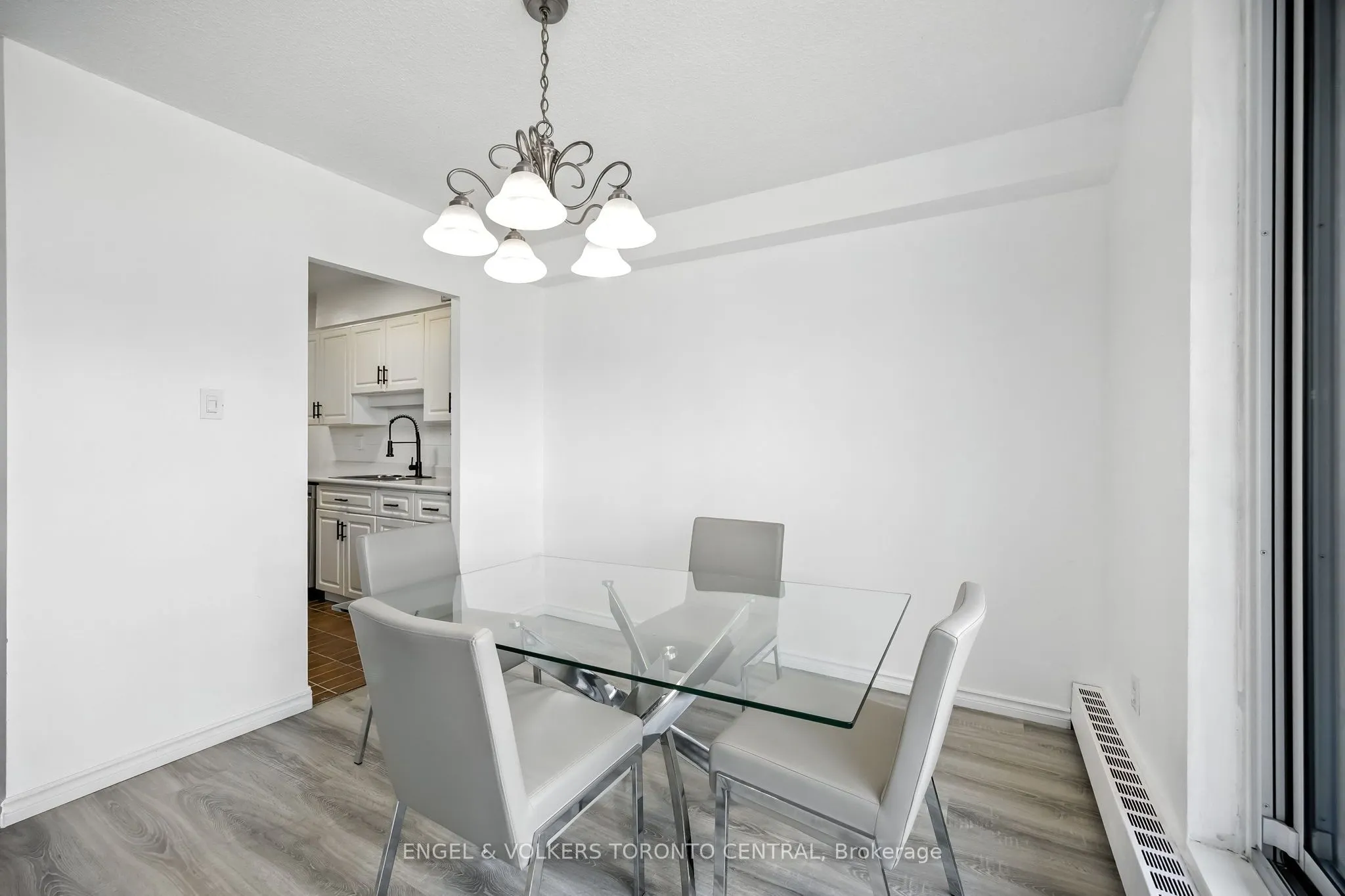 1210 Radom Street, #910