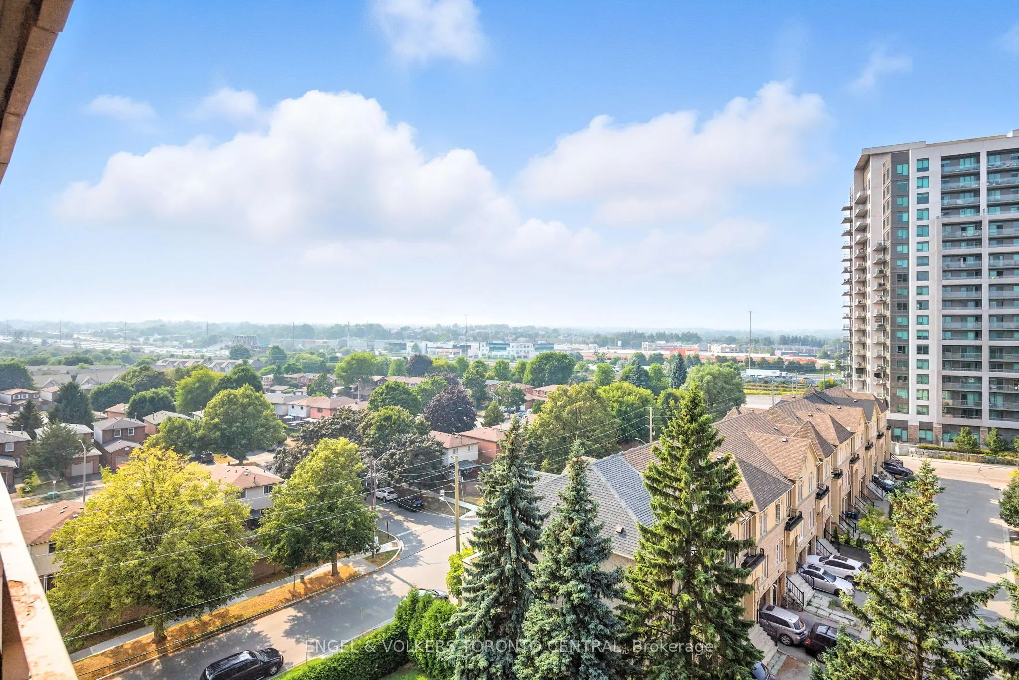 1210 Radom Street, #910