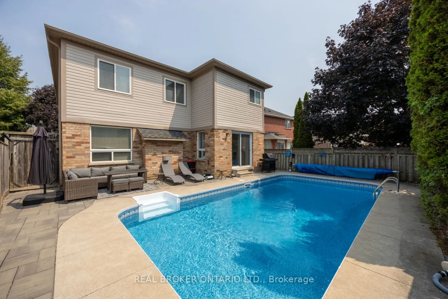 36 West Side Drive