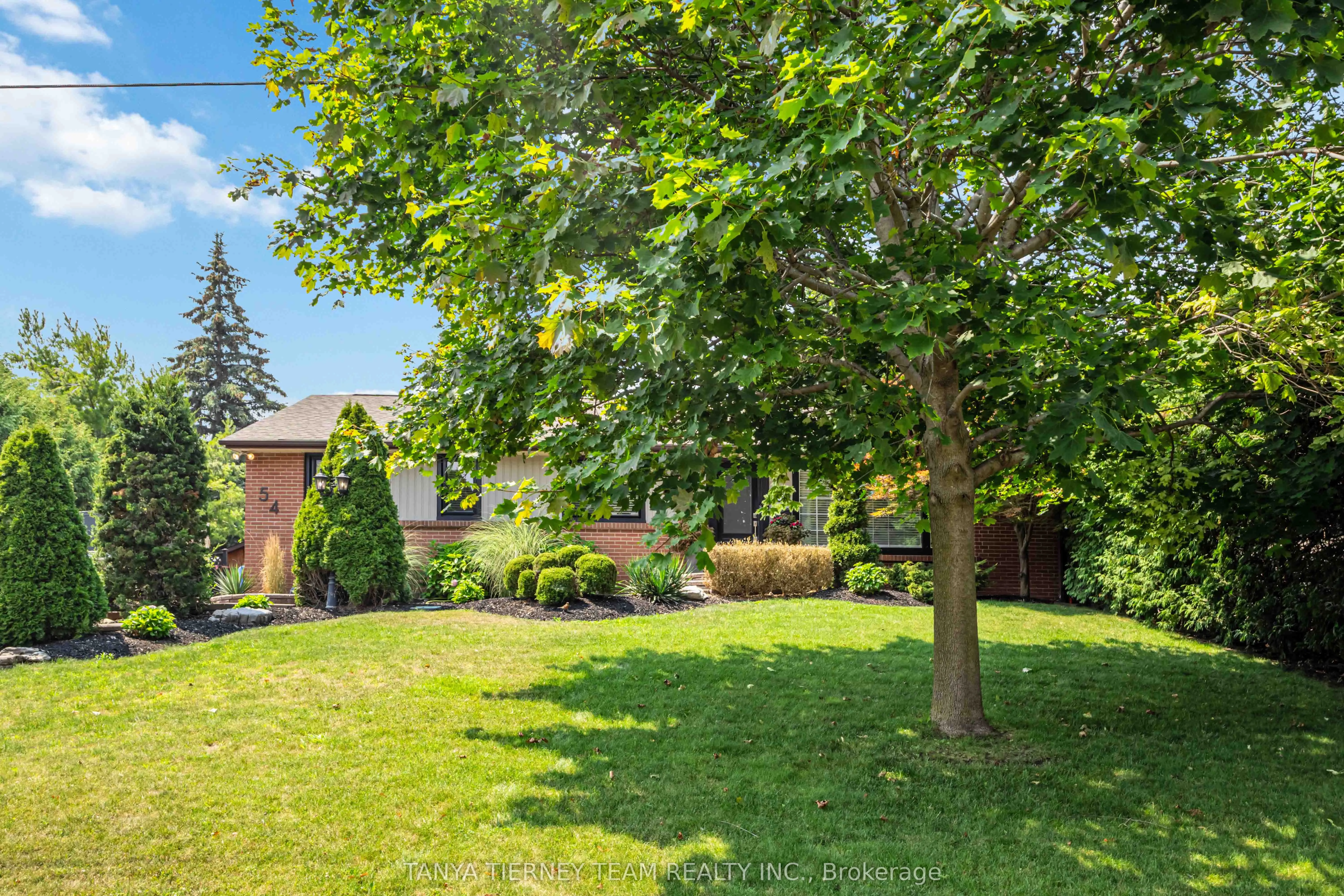 54 Montgomery Avenue