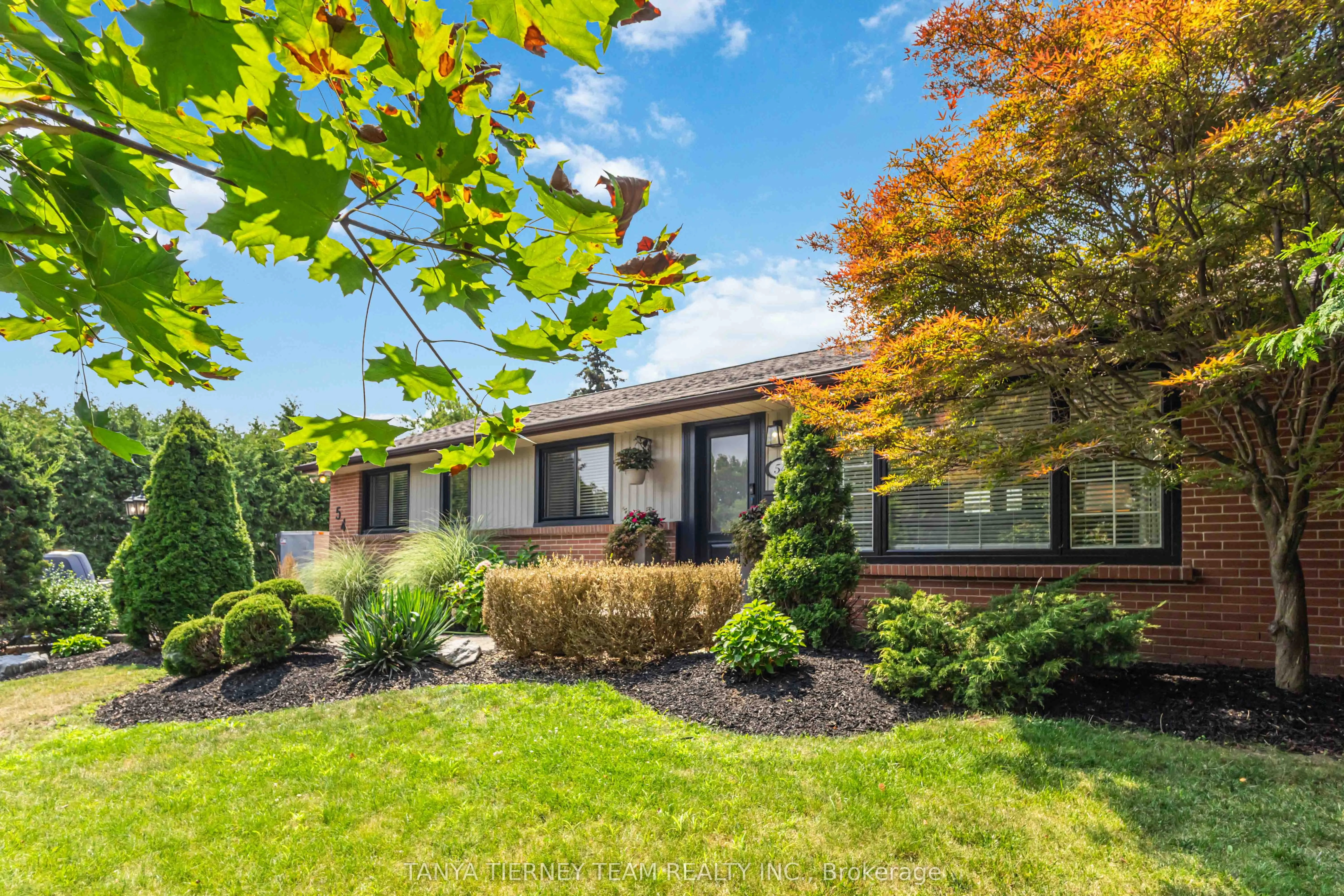 54 Montgomery Avenue