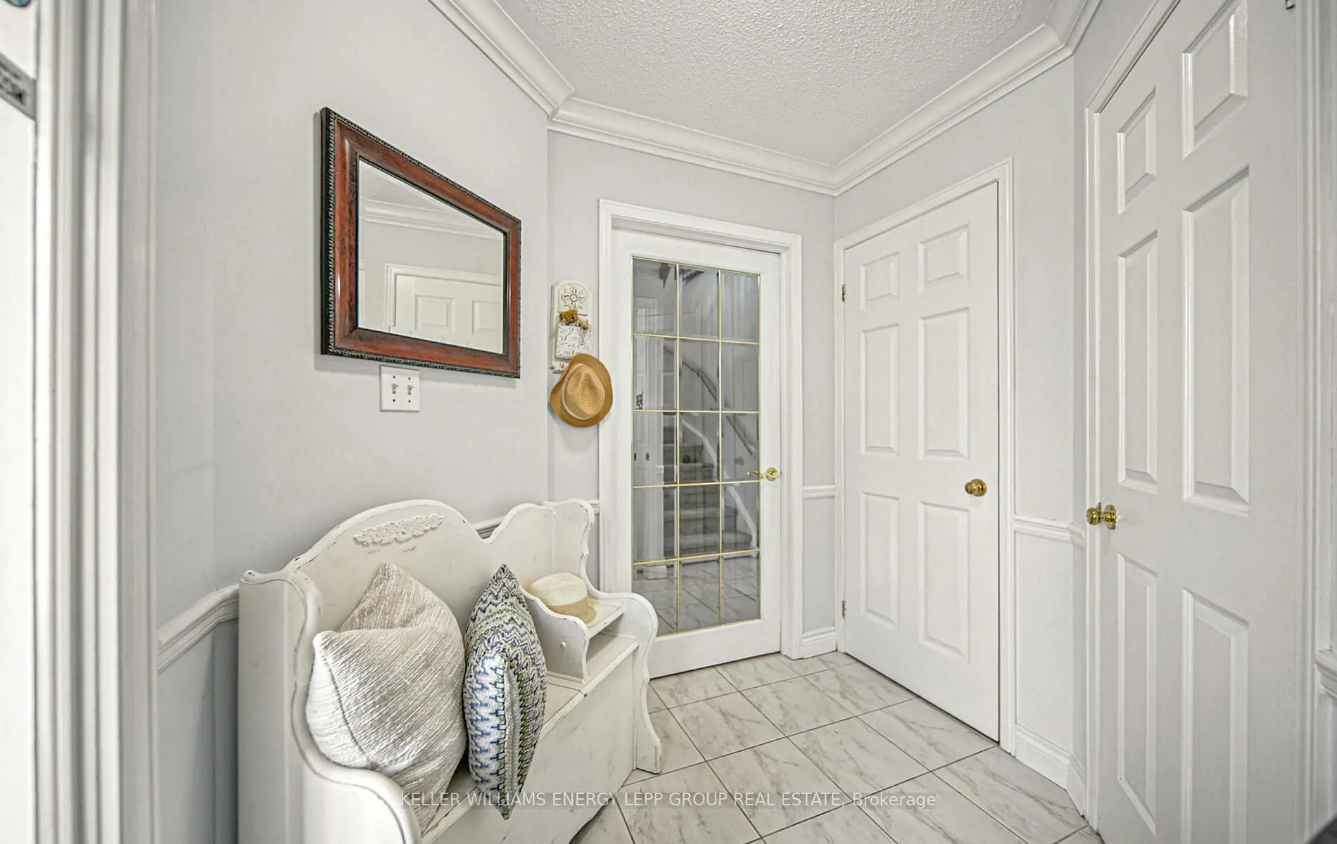 85 Short Crescent
