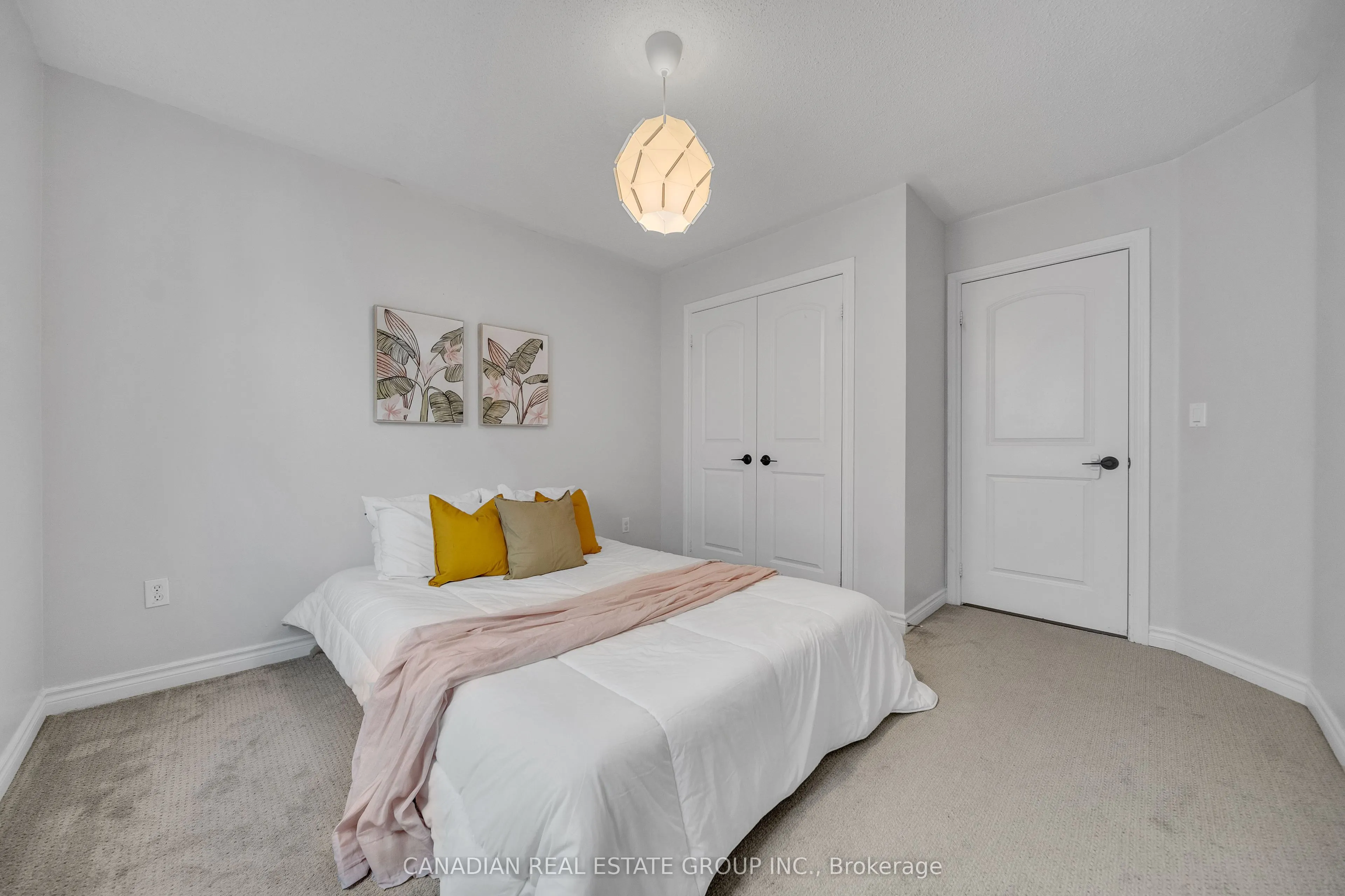 51 Courtney Street