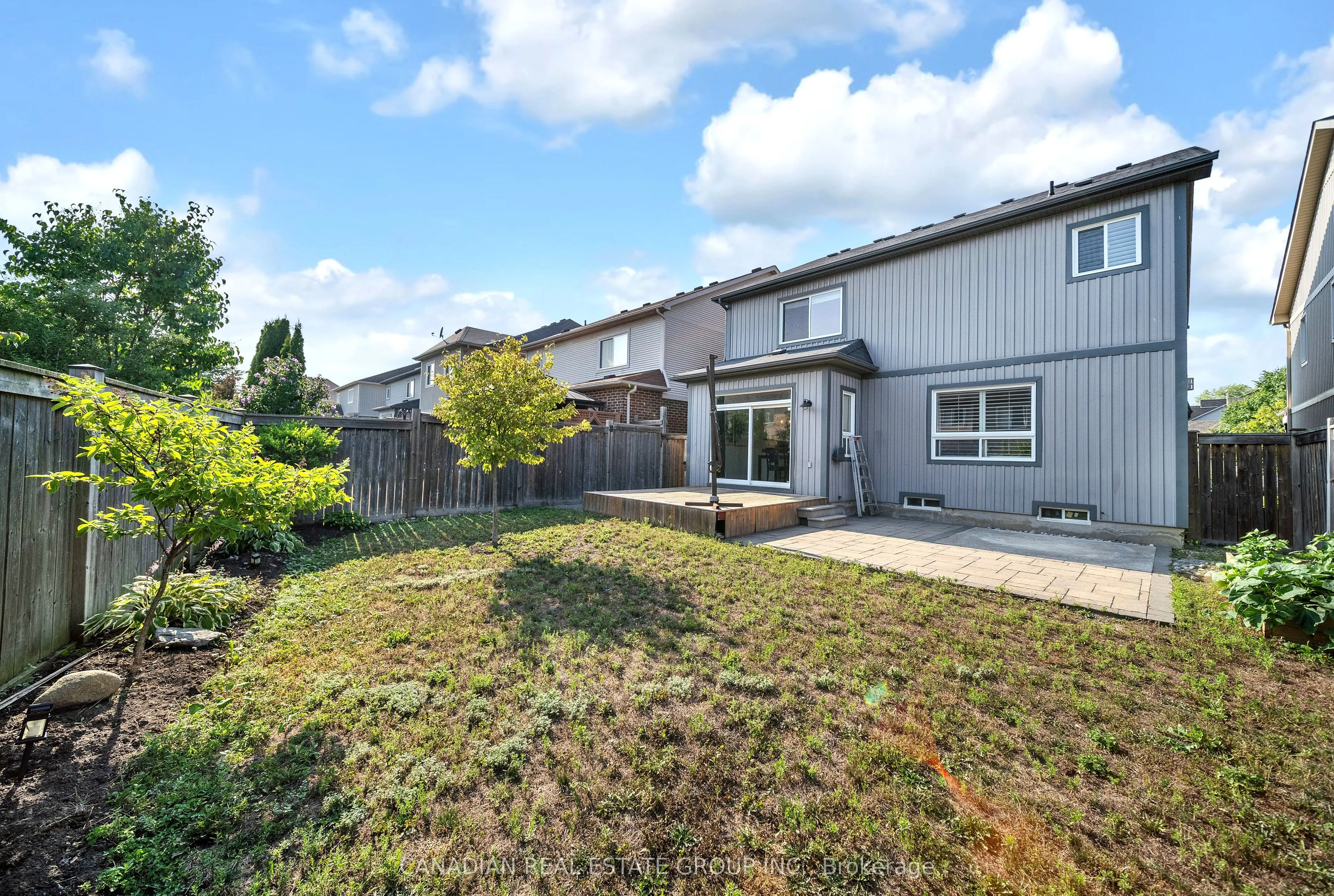 51 Courtney Street