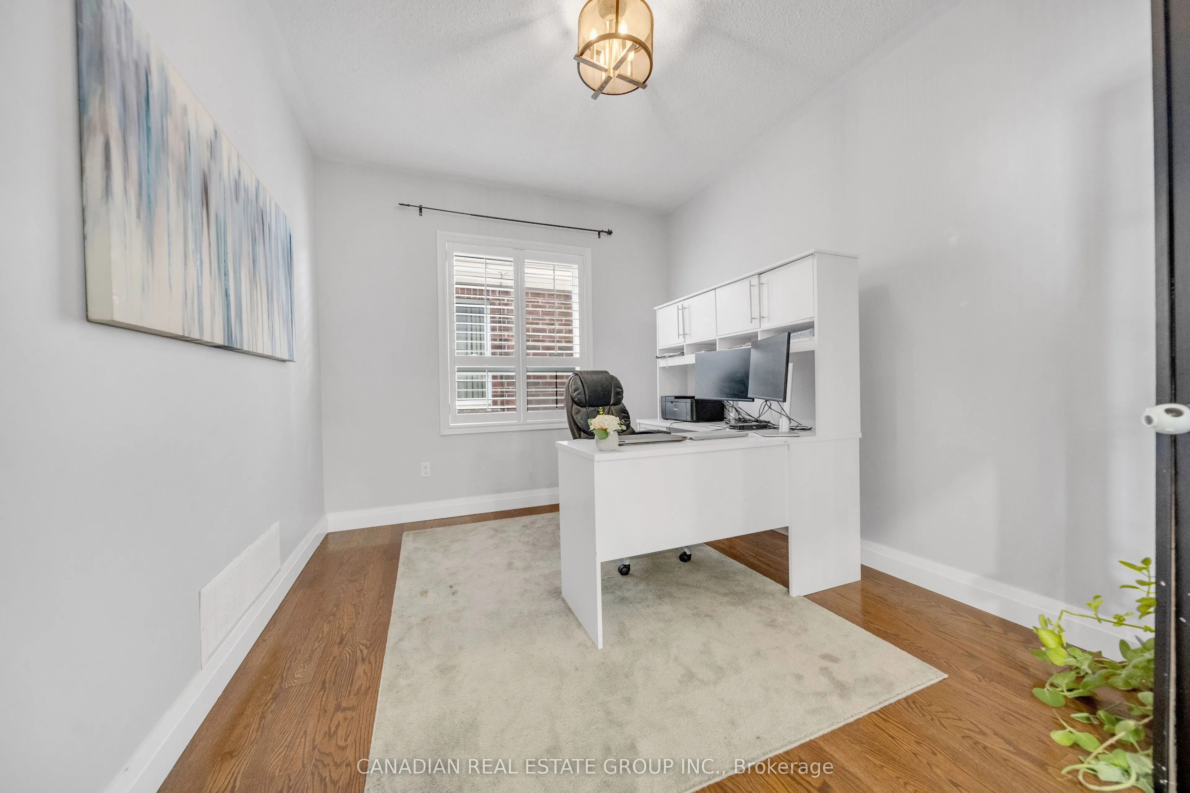 51 Courtney Street