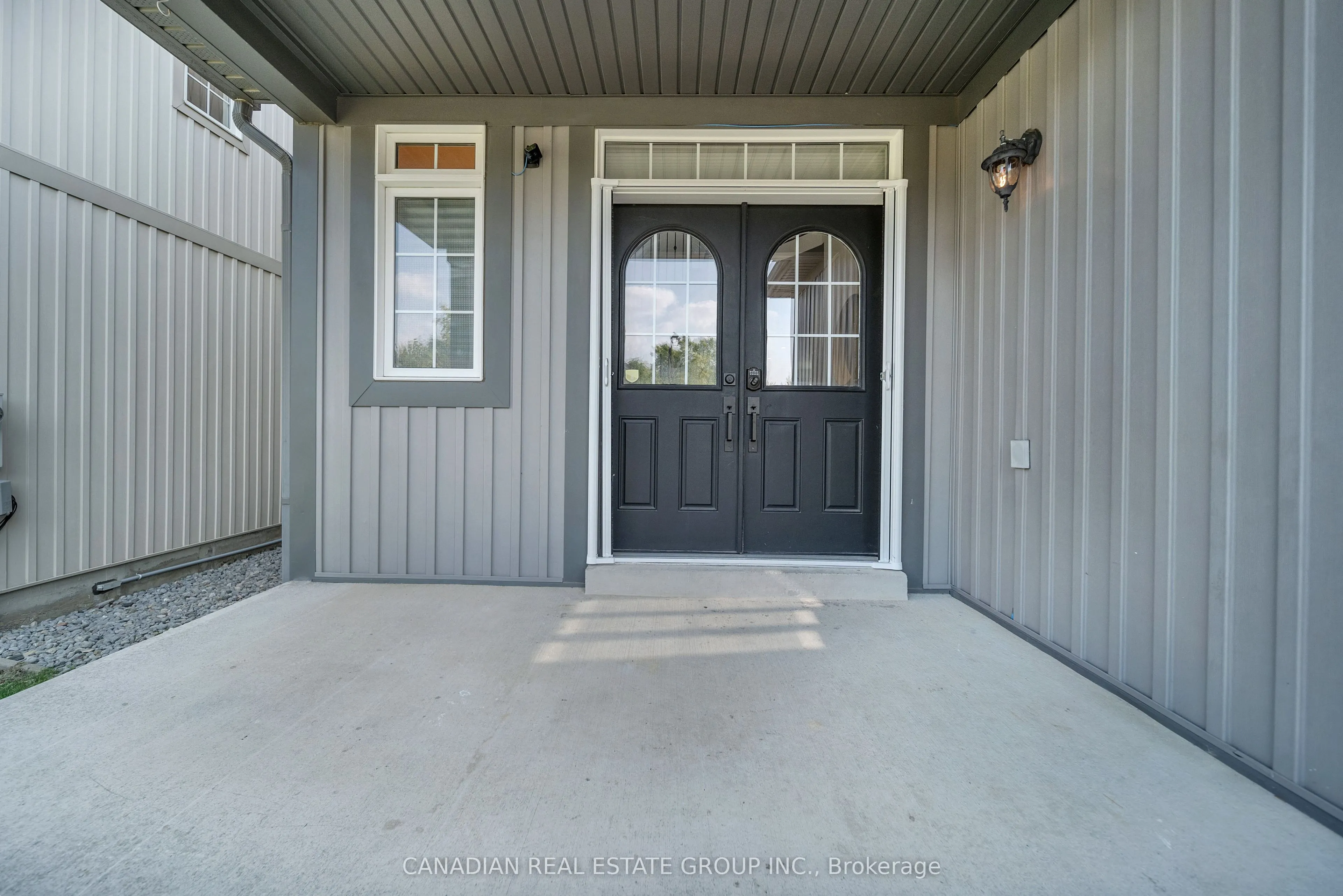 51 Courtney Street