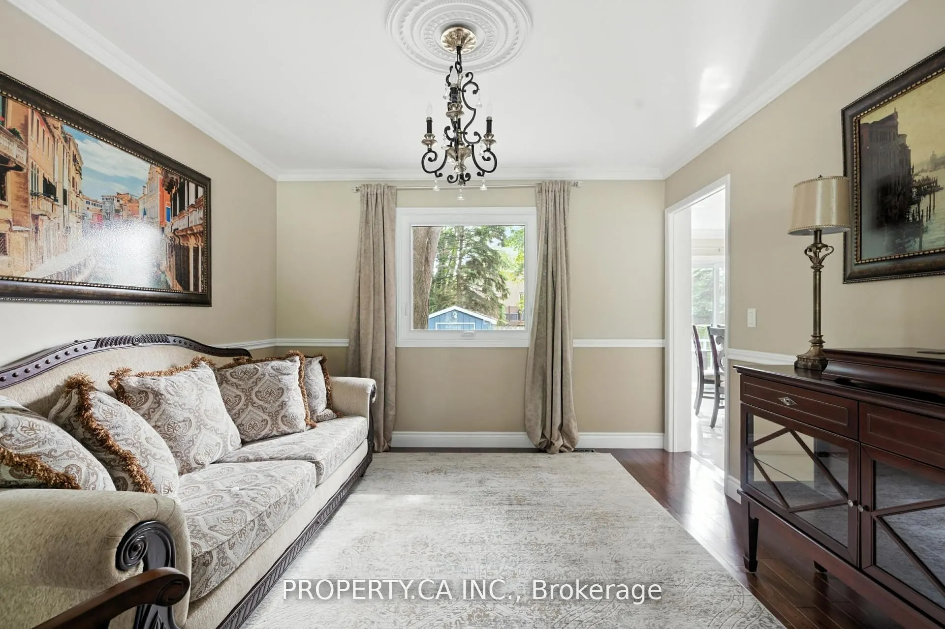 3 Whitburn Street