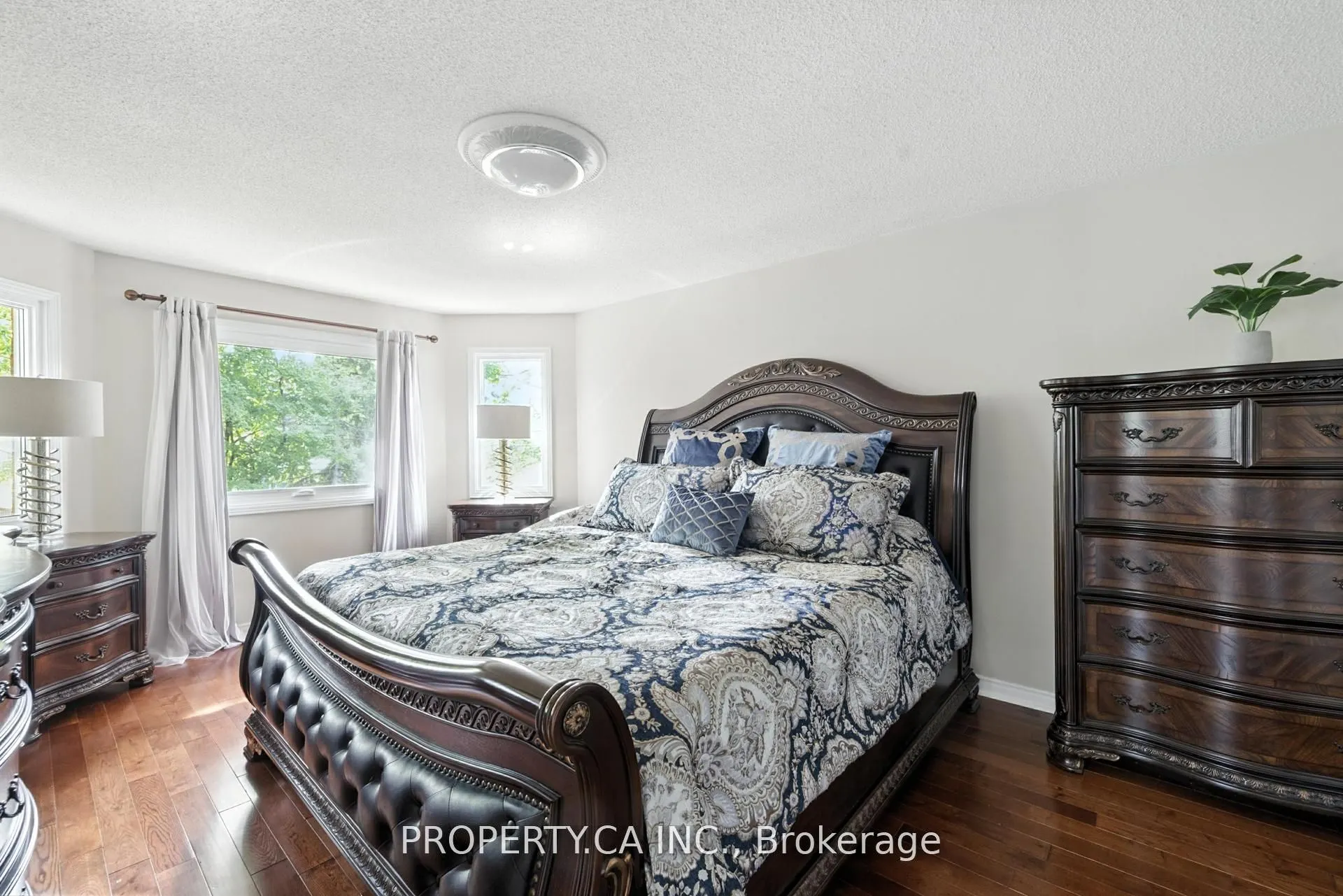 3 Whitburn Street