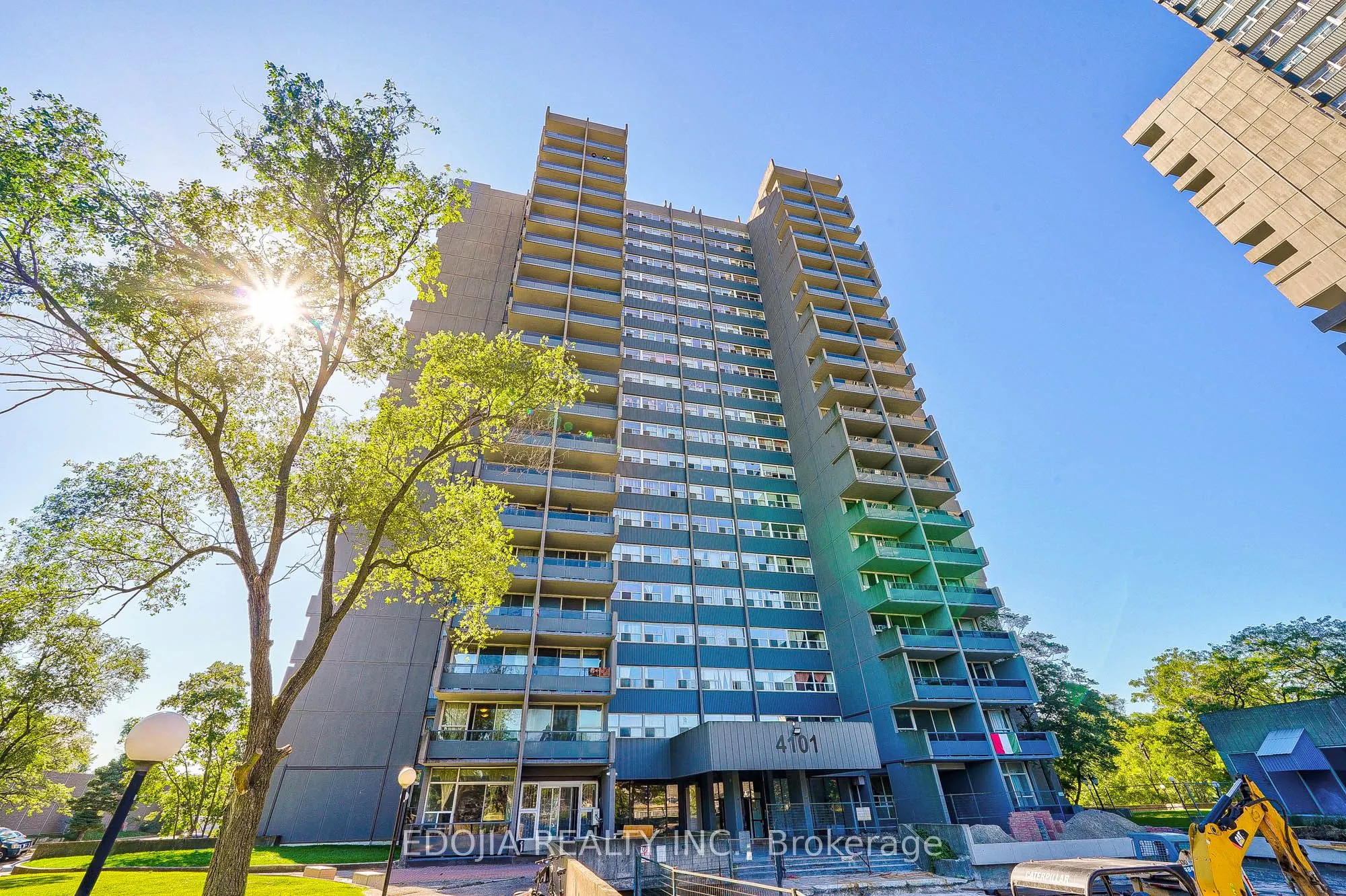 4101 Sheppard Avenue E, #2006