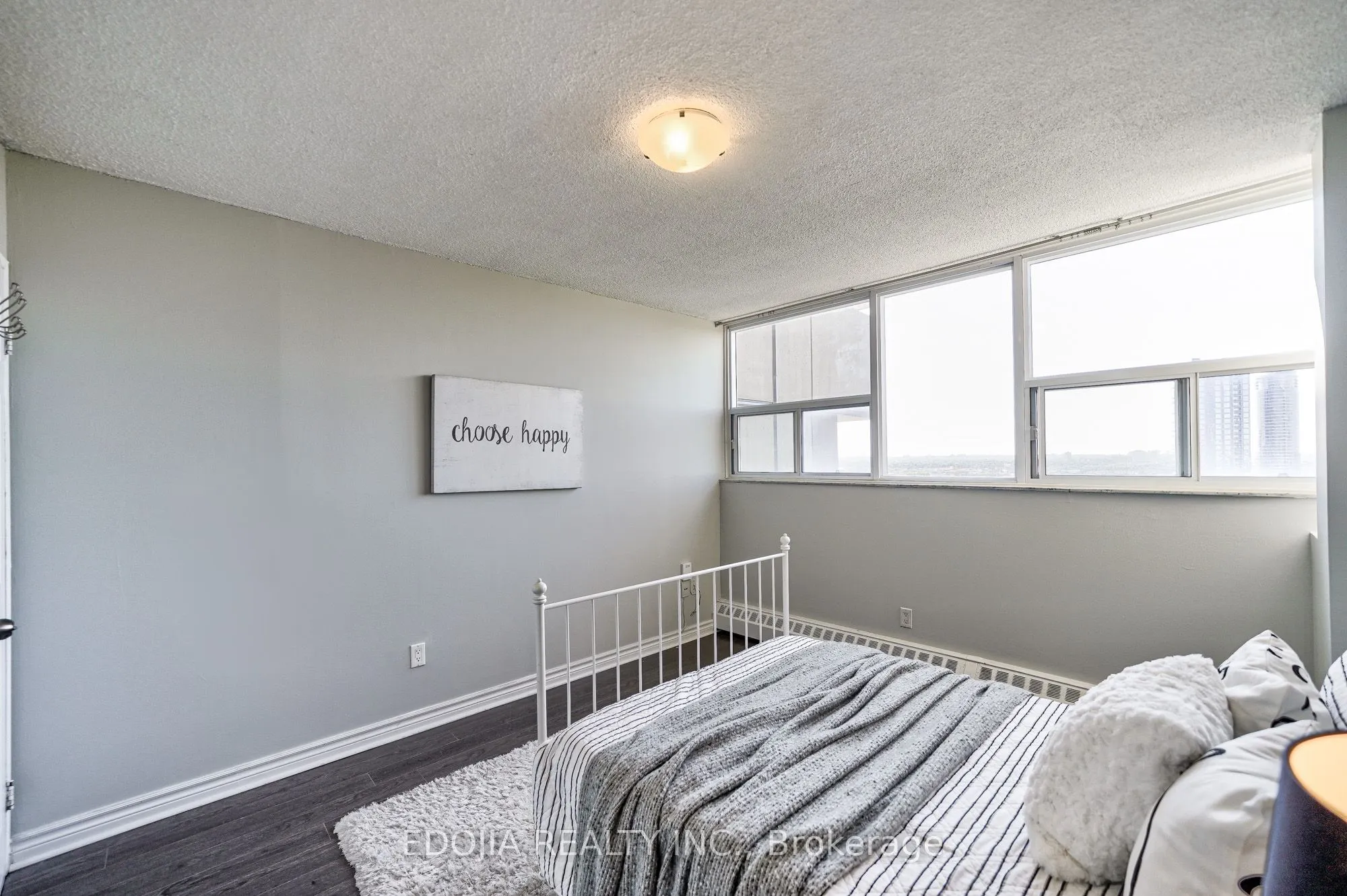 4101 Sheppard Avenue E, #2006