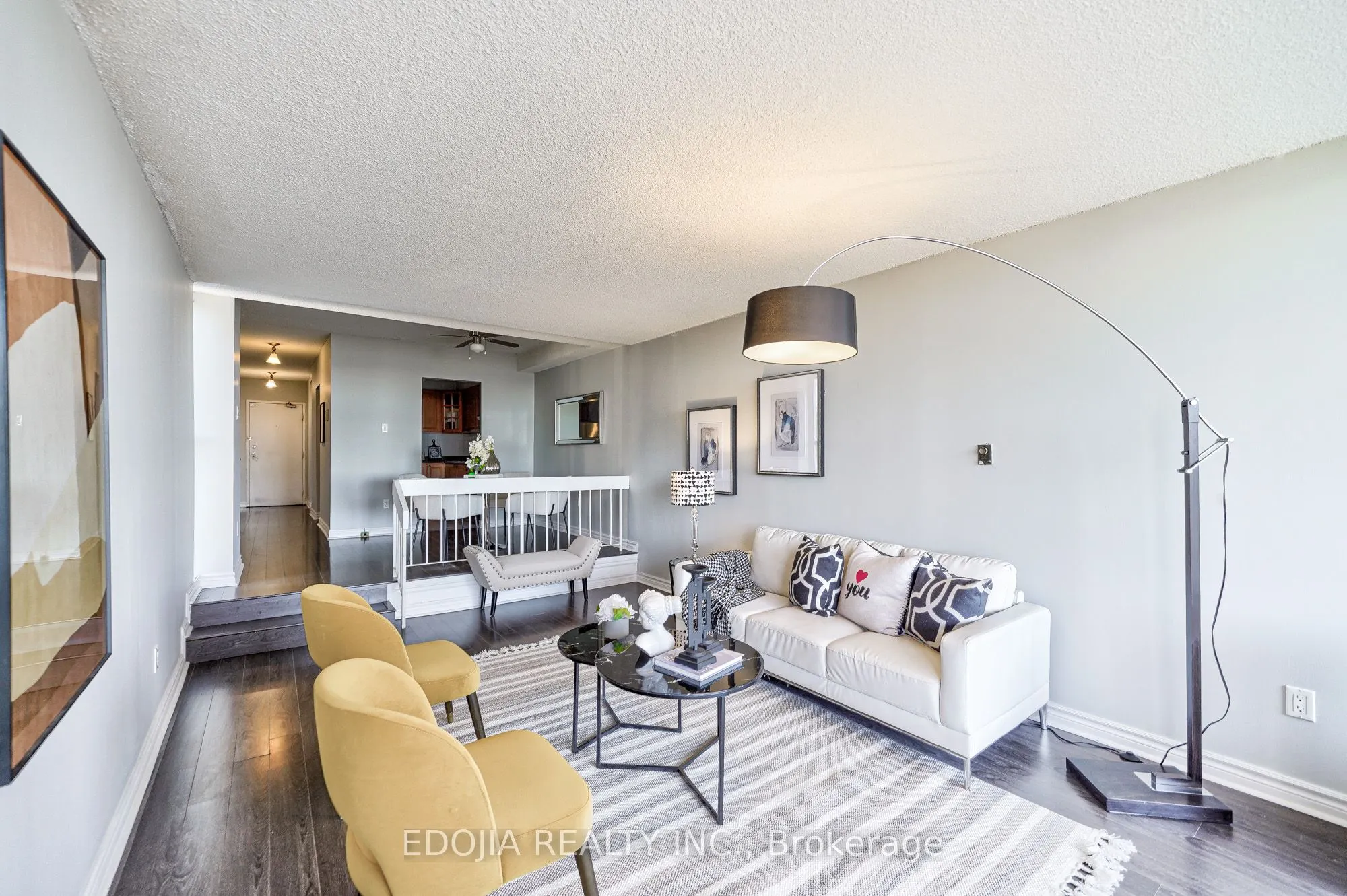 4101 Sheppard Avenue E, #2006
