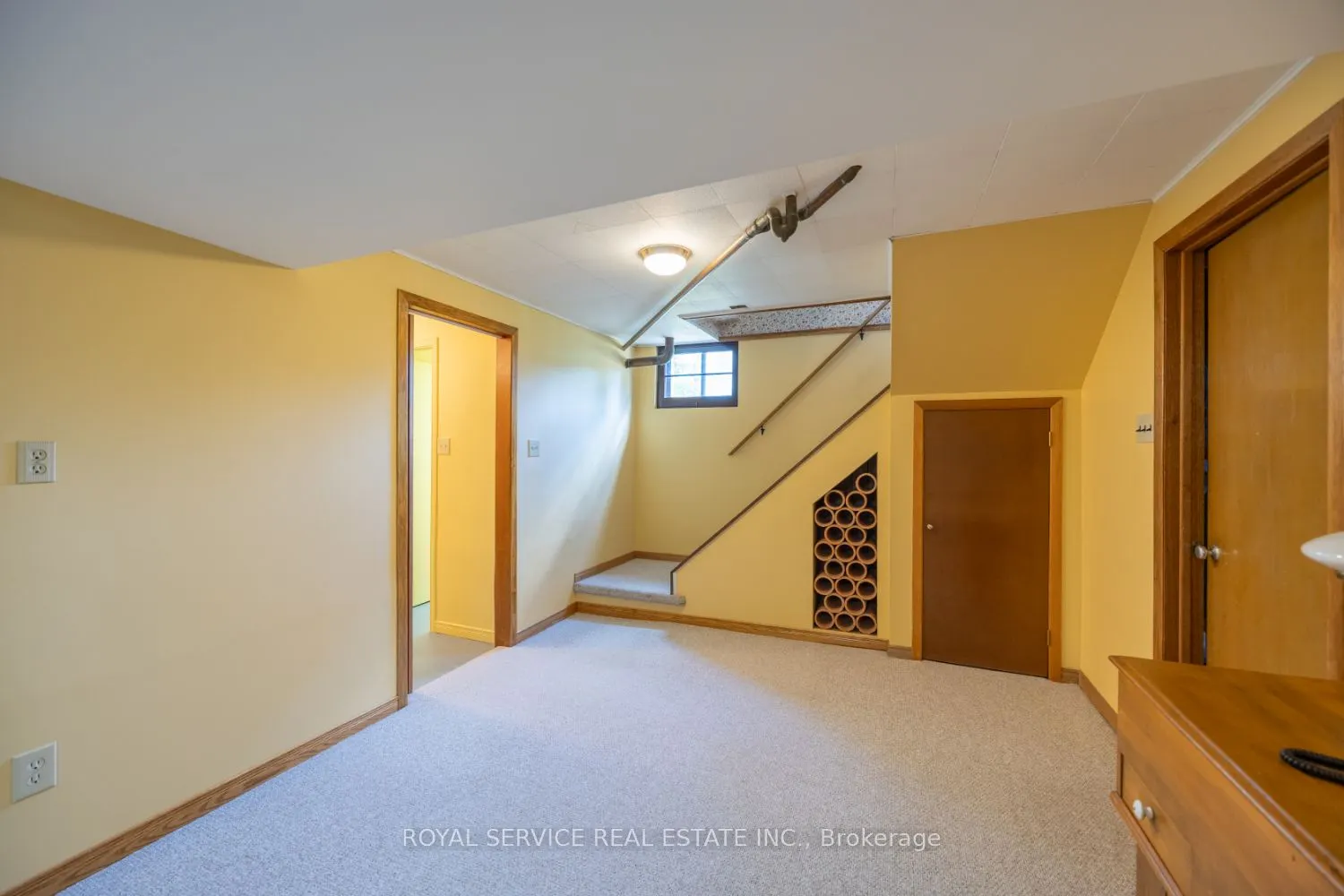 389 Glencastle Avenue