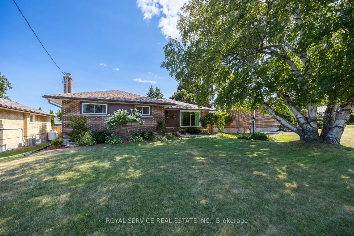 389 Glencastle Avenue