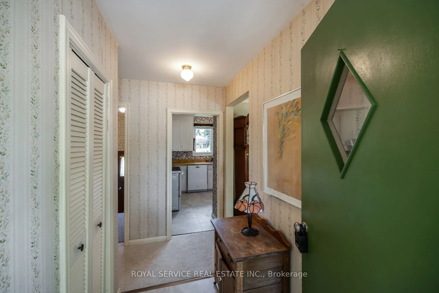 389 Glencastle Avenue