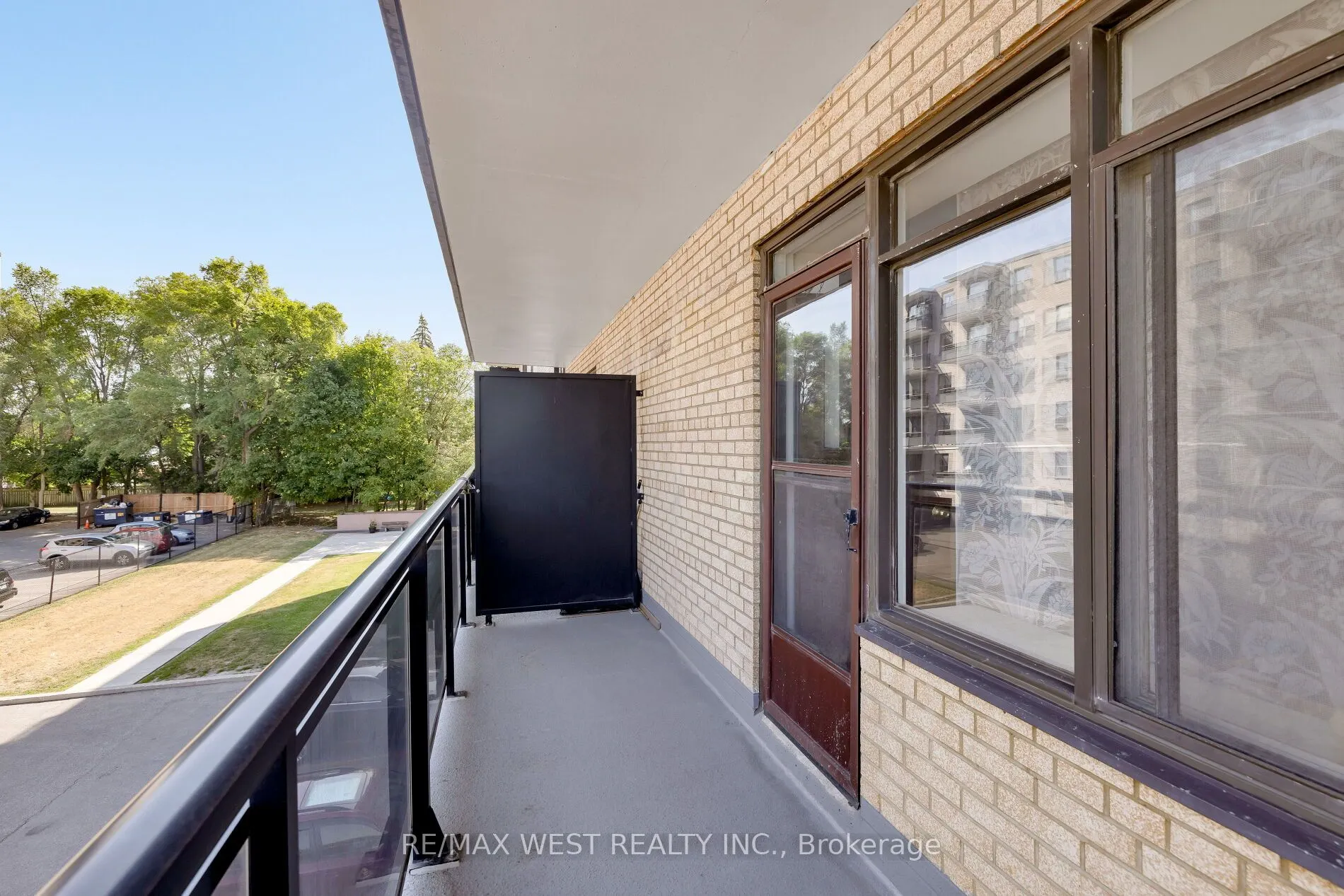 825 Kennedy Road, #303