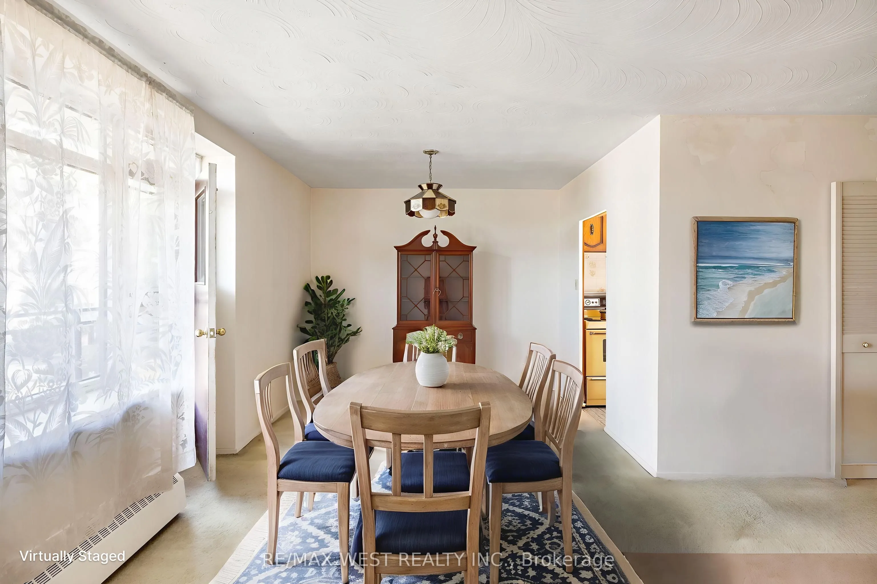 825 Kennedy Road, #303