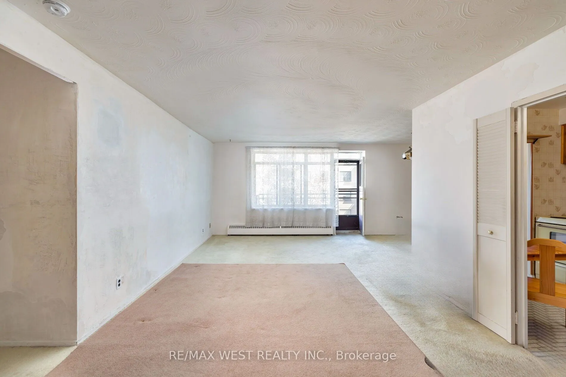 825 Kennedy Road, #303