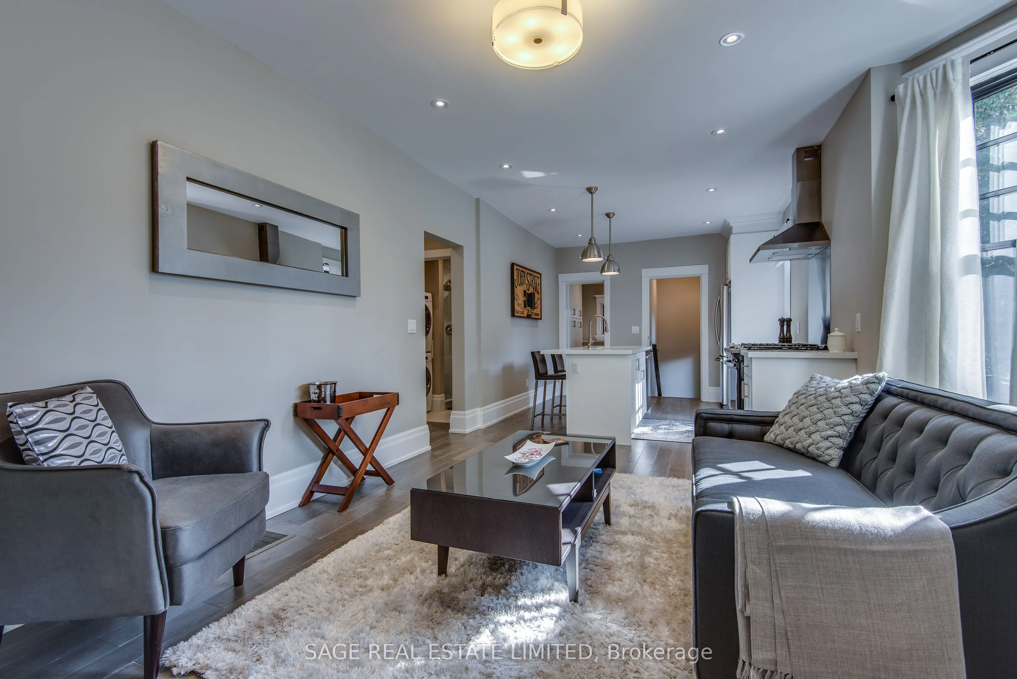 1 Prust Avenue