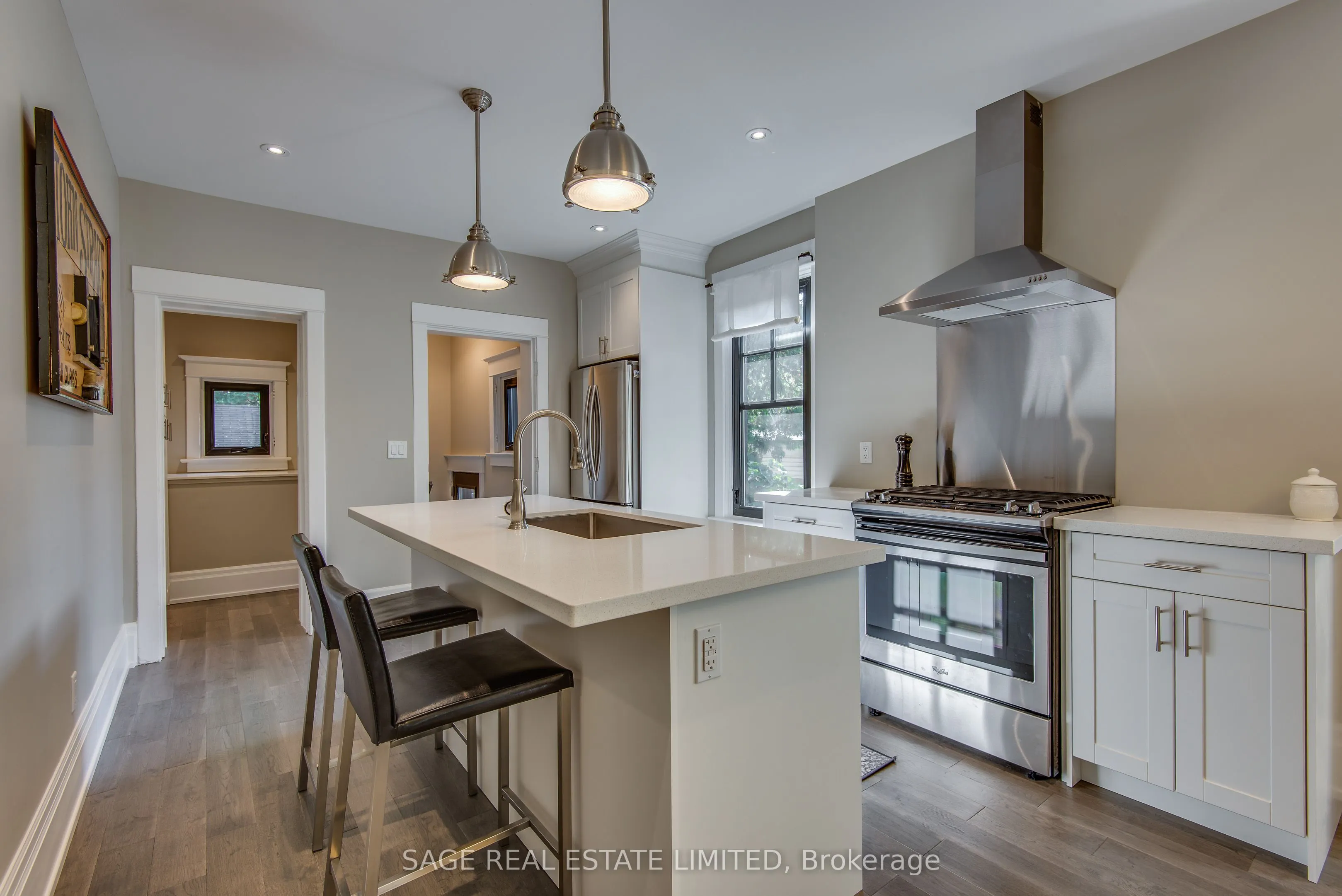 1 Prust Avenue