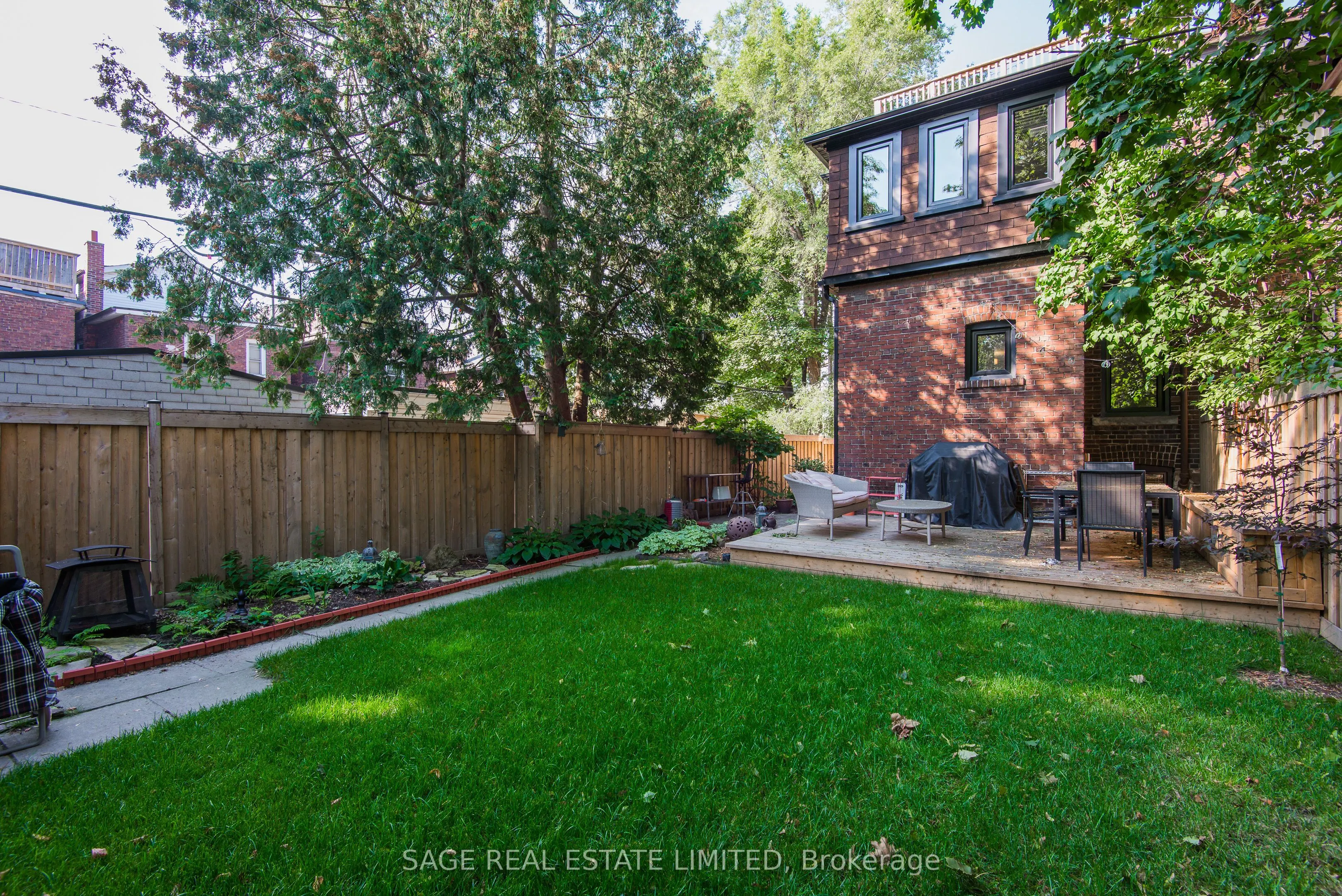 1 Prust Avenue