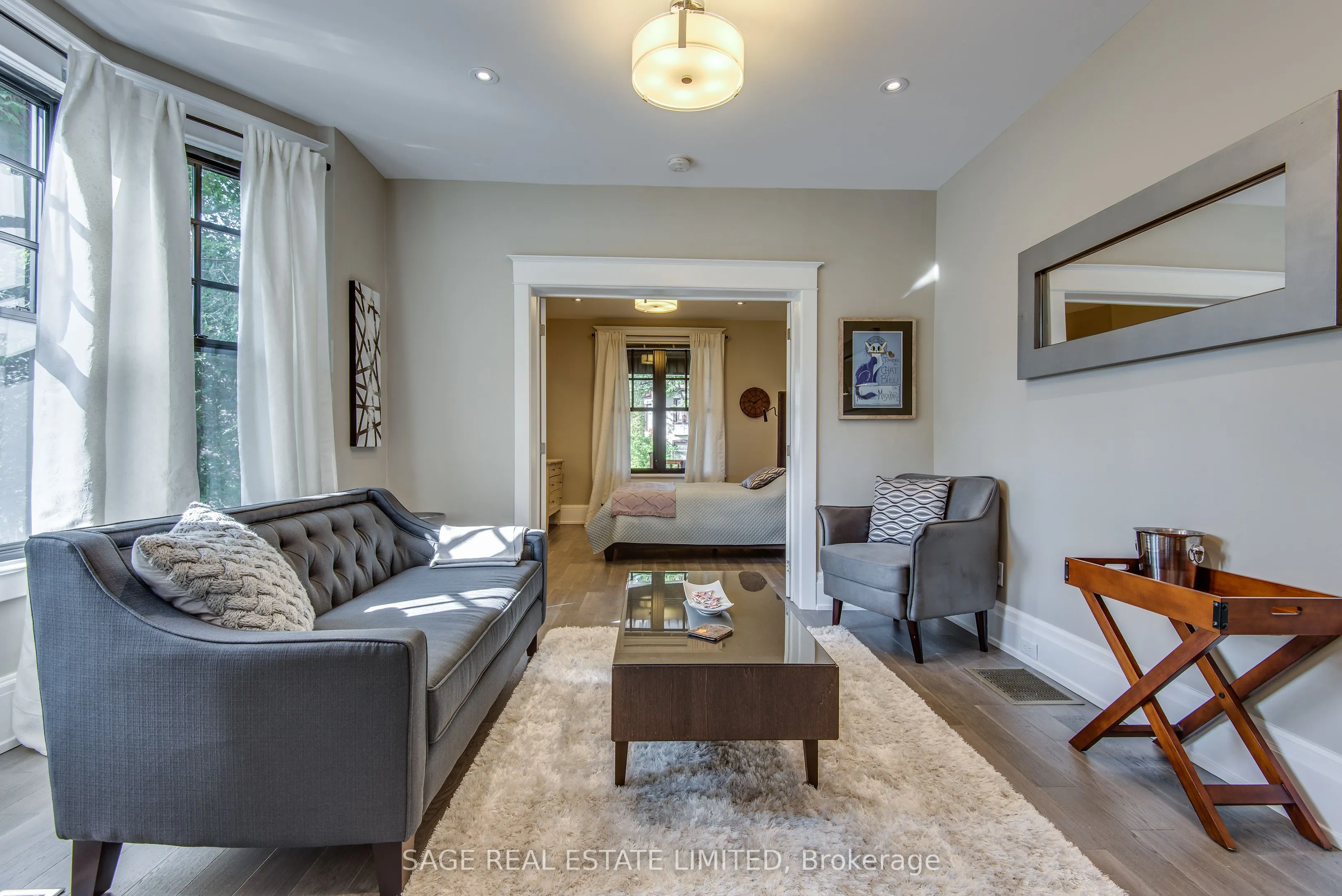 1 Prust Avenue