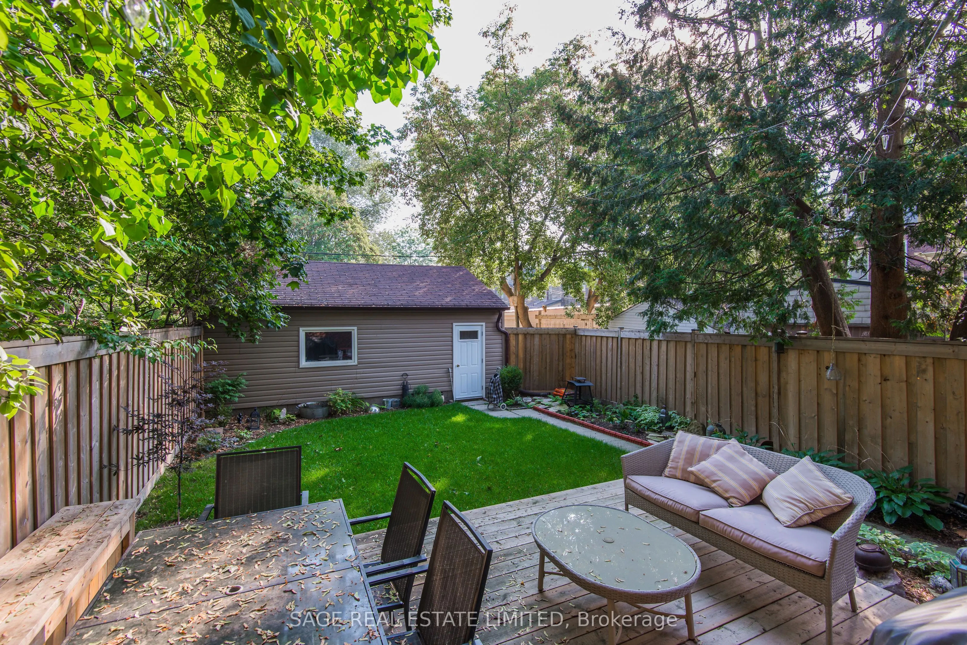 1 Prust Avenue
