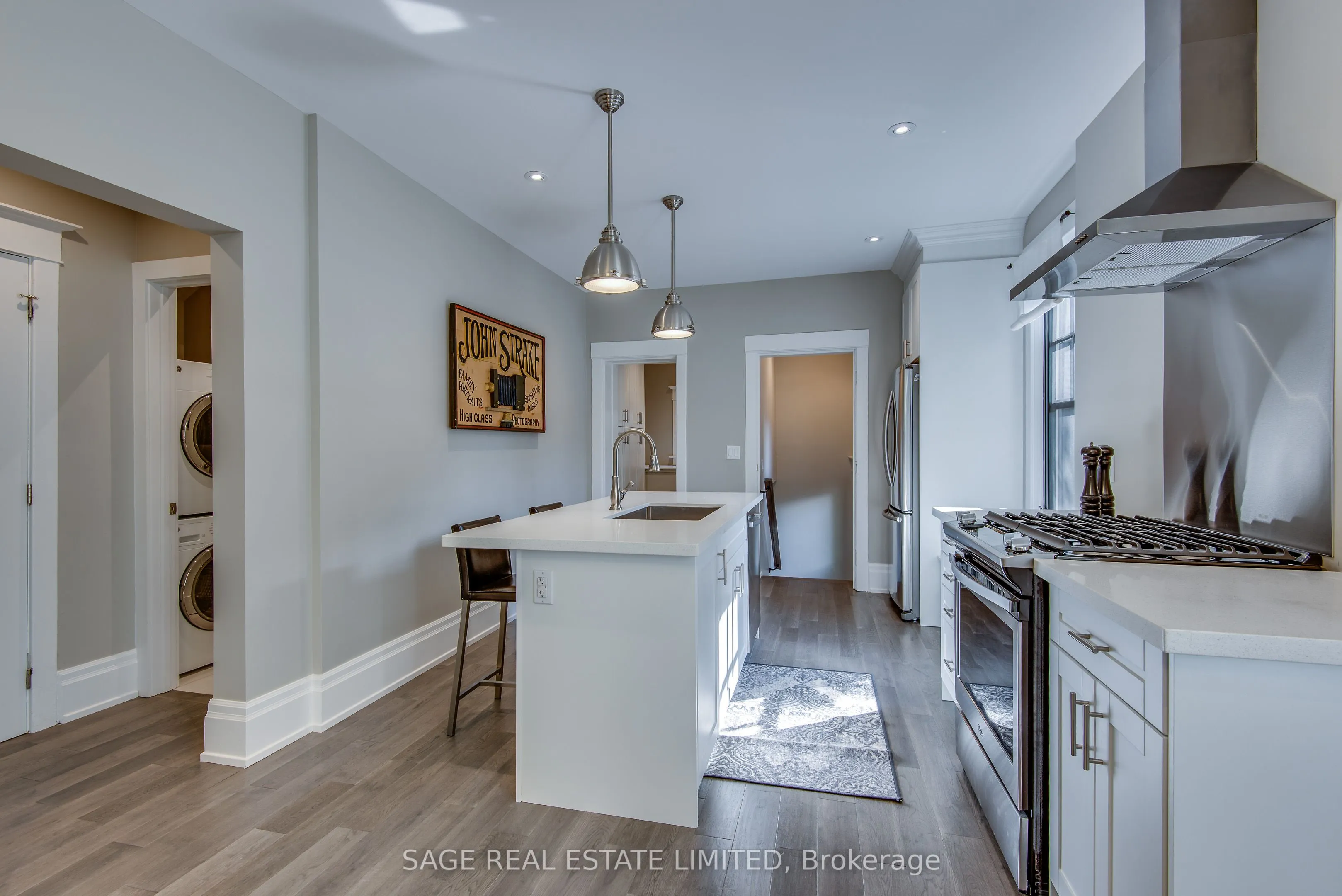 1 Prust Avenue