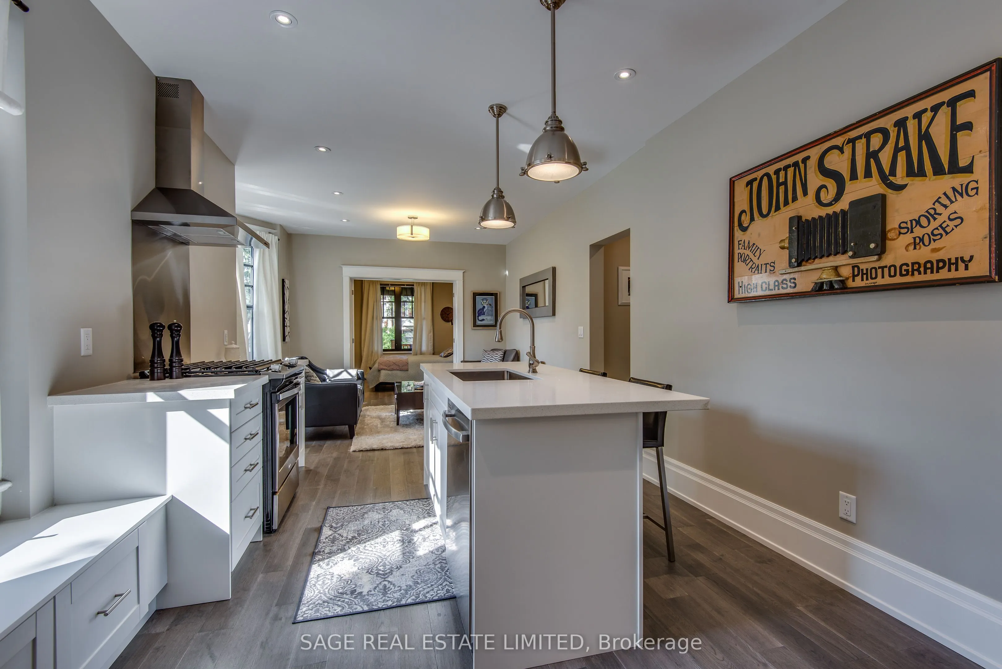1 Prust Avenue