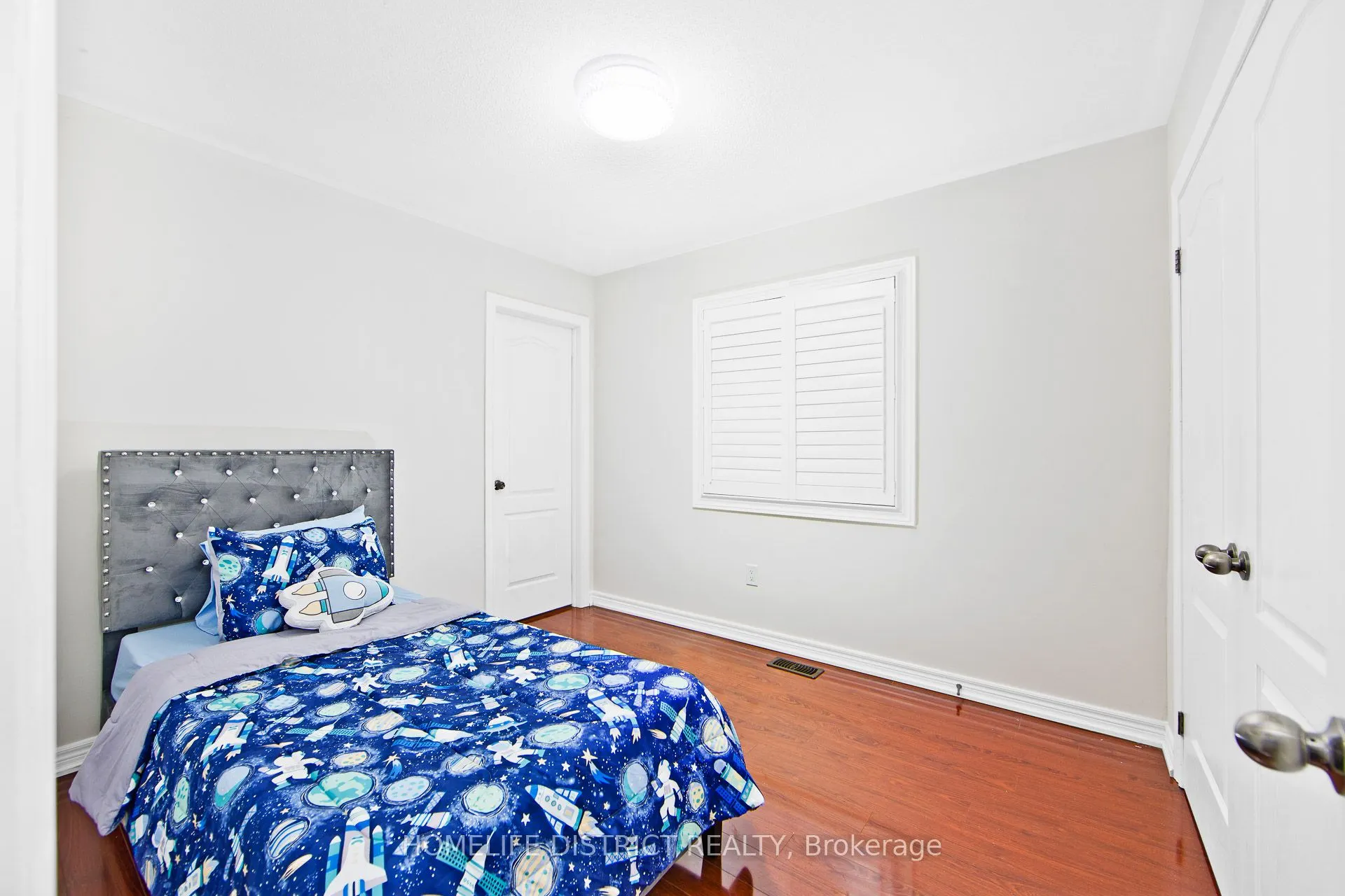 22 Tait Crescent