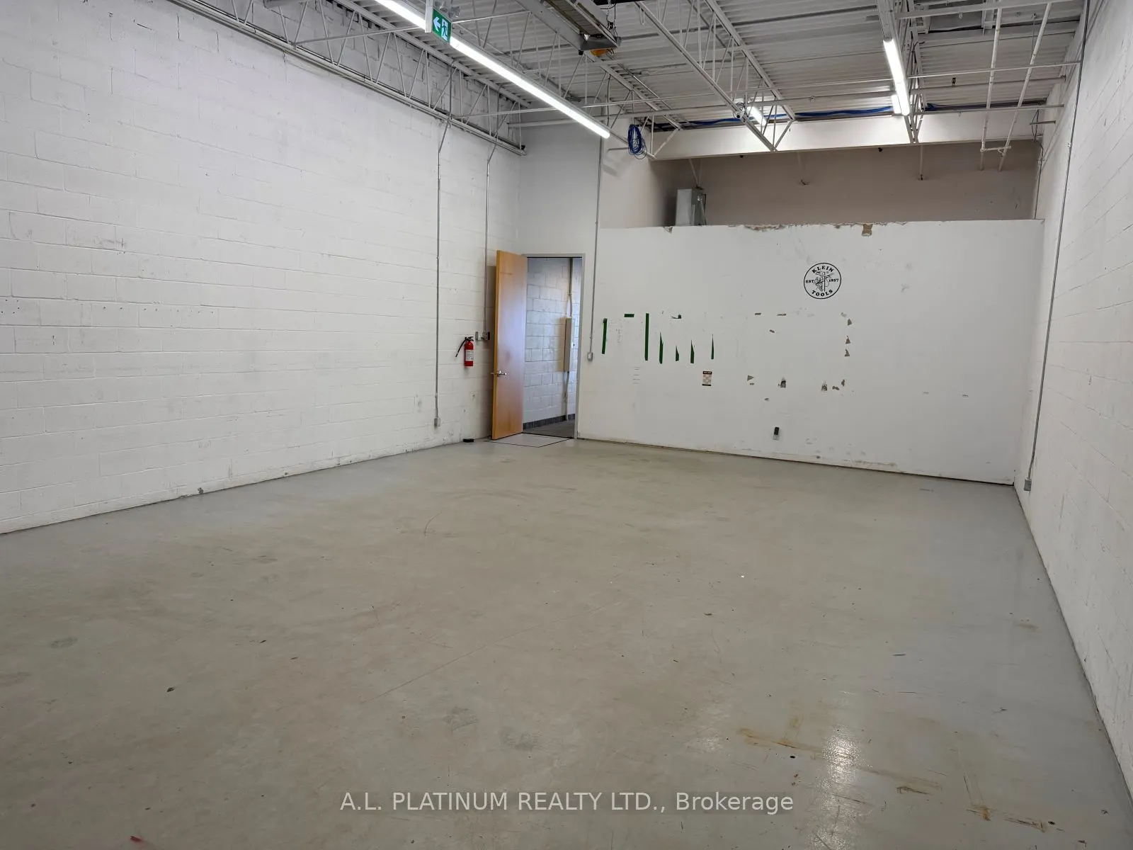 2721 Markham Road, #13 & 14