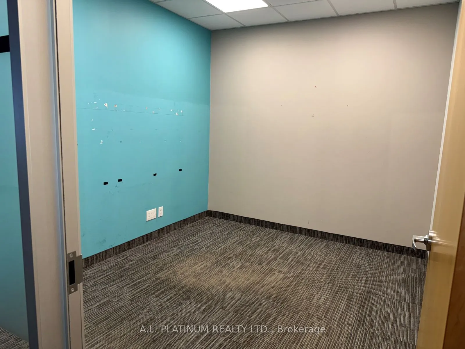 2721 Markham Road, #13 & 14