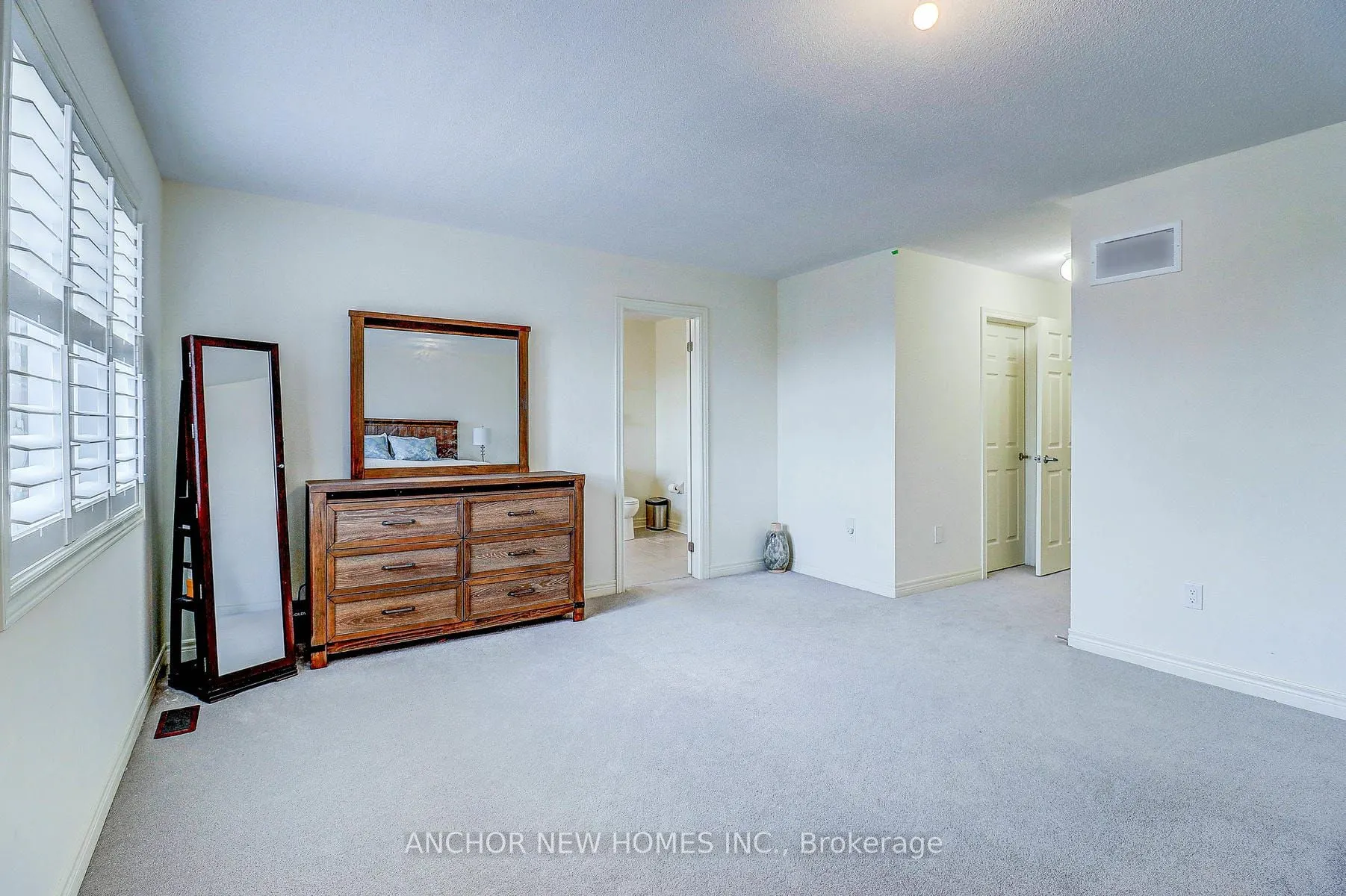 640 Fleetwood Drive