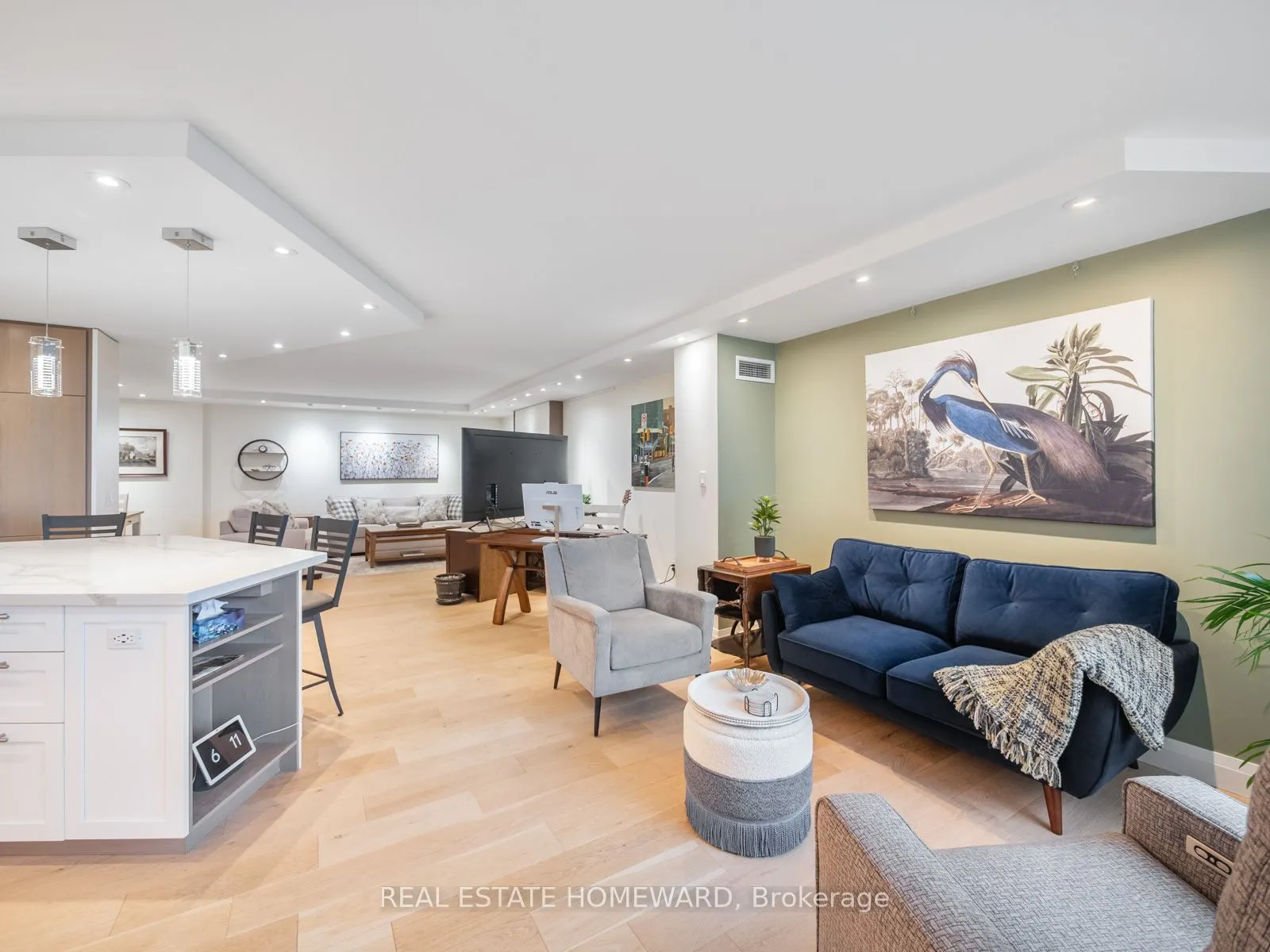 20 Guildwood Parkway, #311