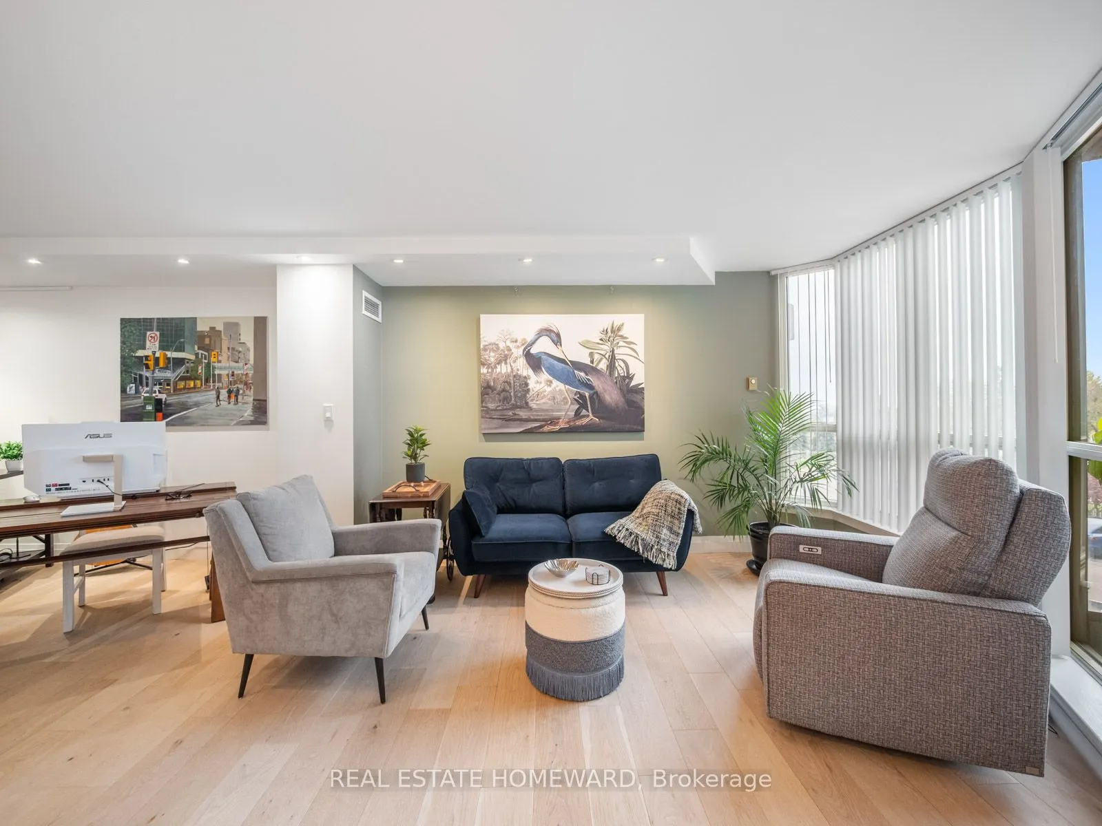 20 Guildwood Parkway, #311