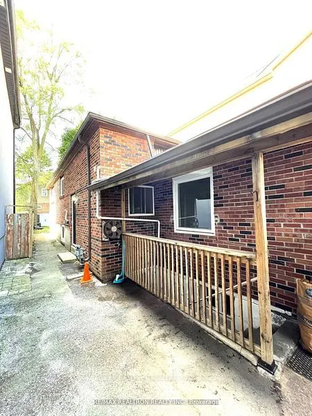 216 Glebemount Avenue, #BSMT