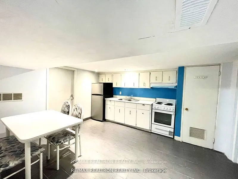 216 Glebemount Avenue, #BSMT