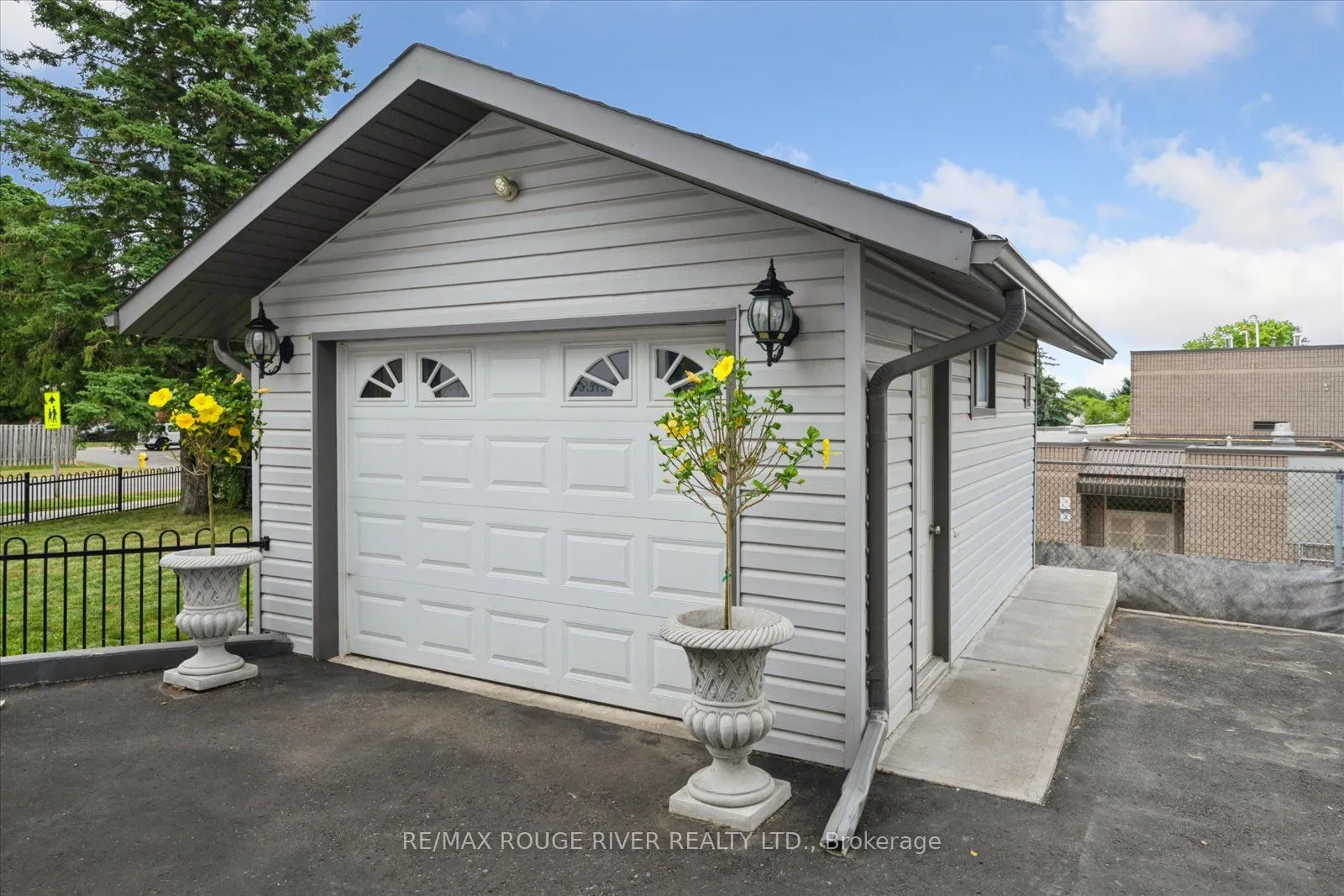 600 Galahad Drive