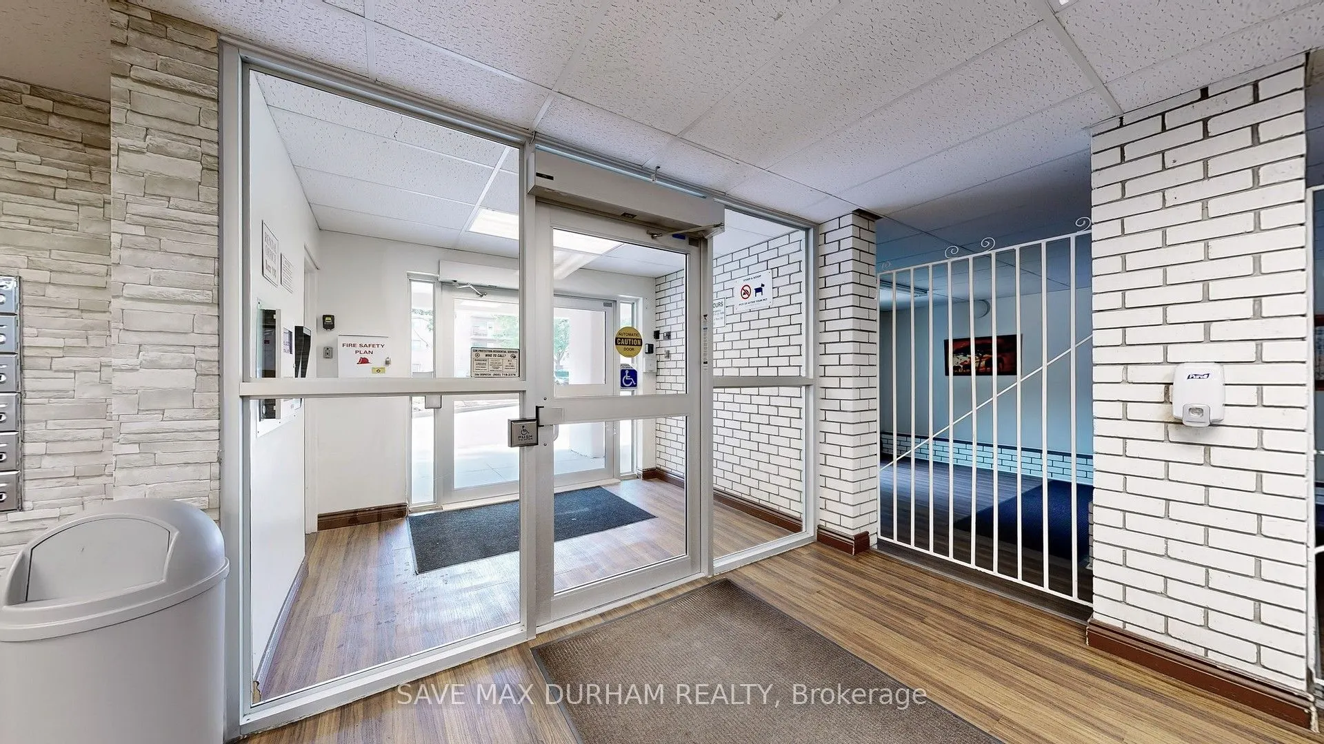 900 Glen Street, #414