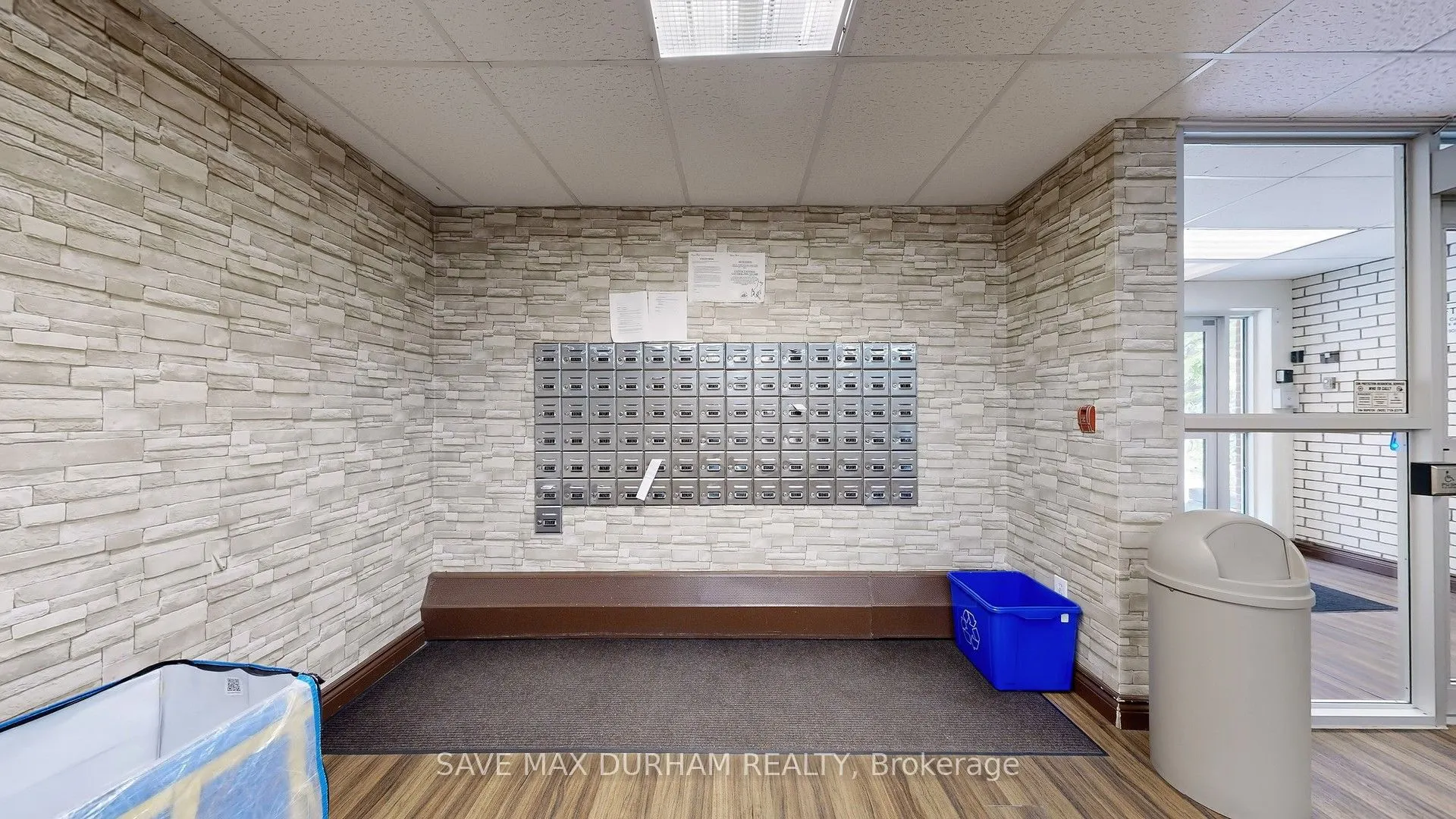 900 Glen Street, #414
