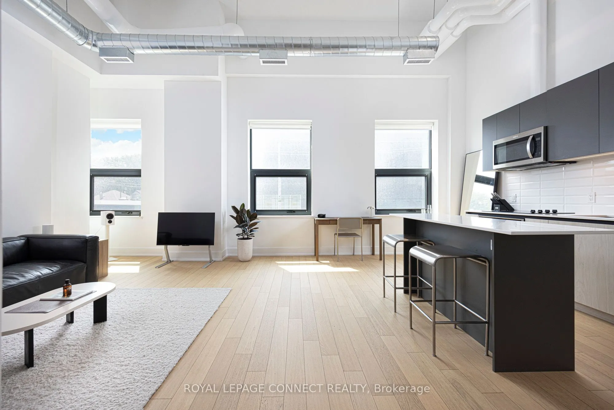 150 Logan Avenue, #201
