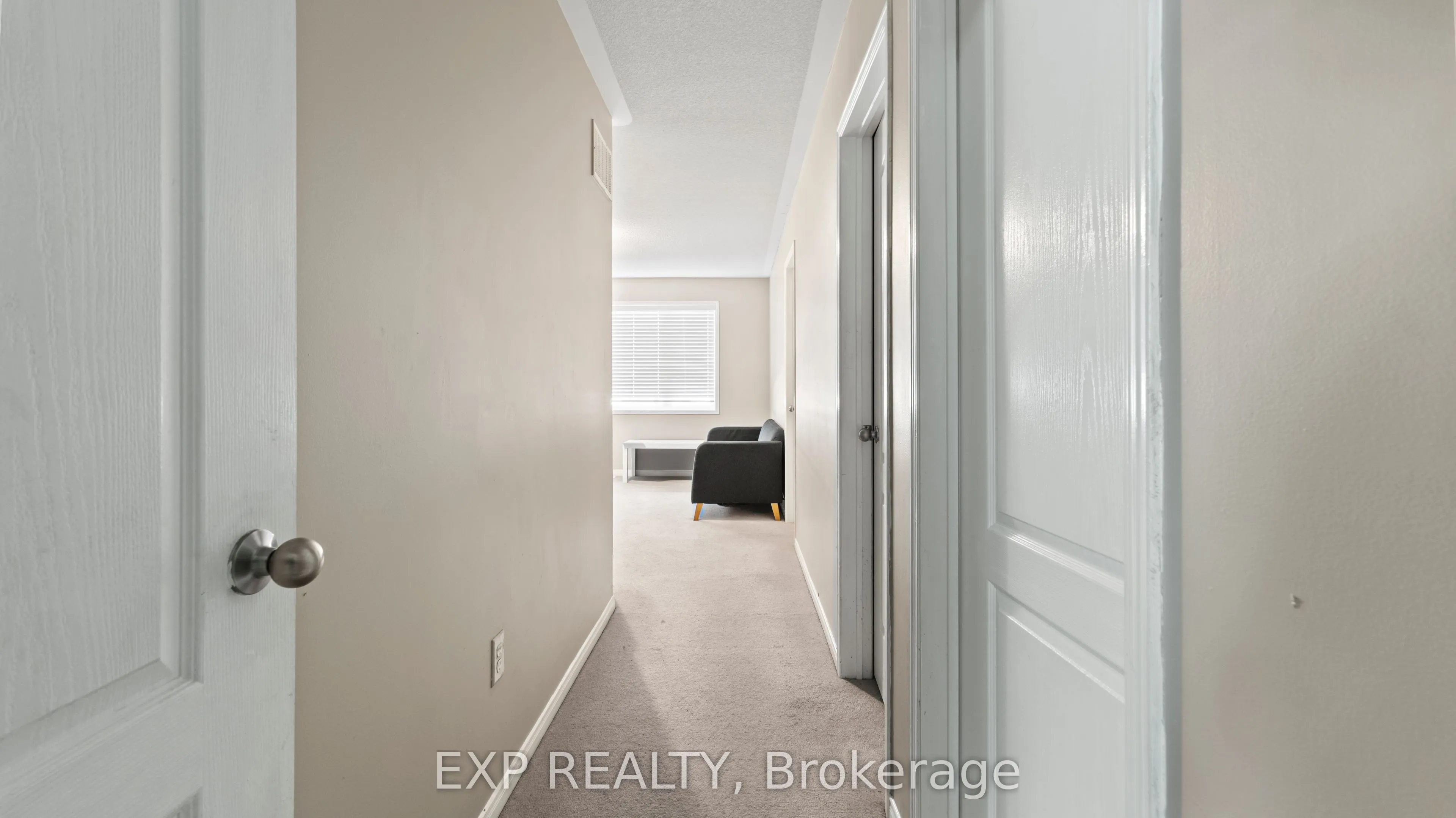 54 Tozer Crescent