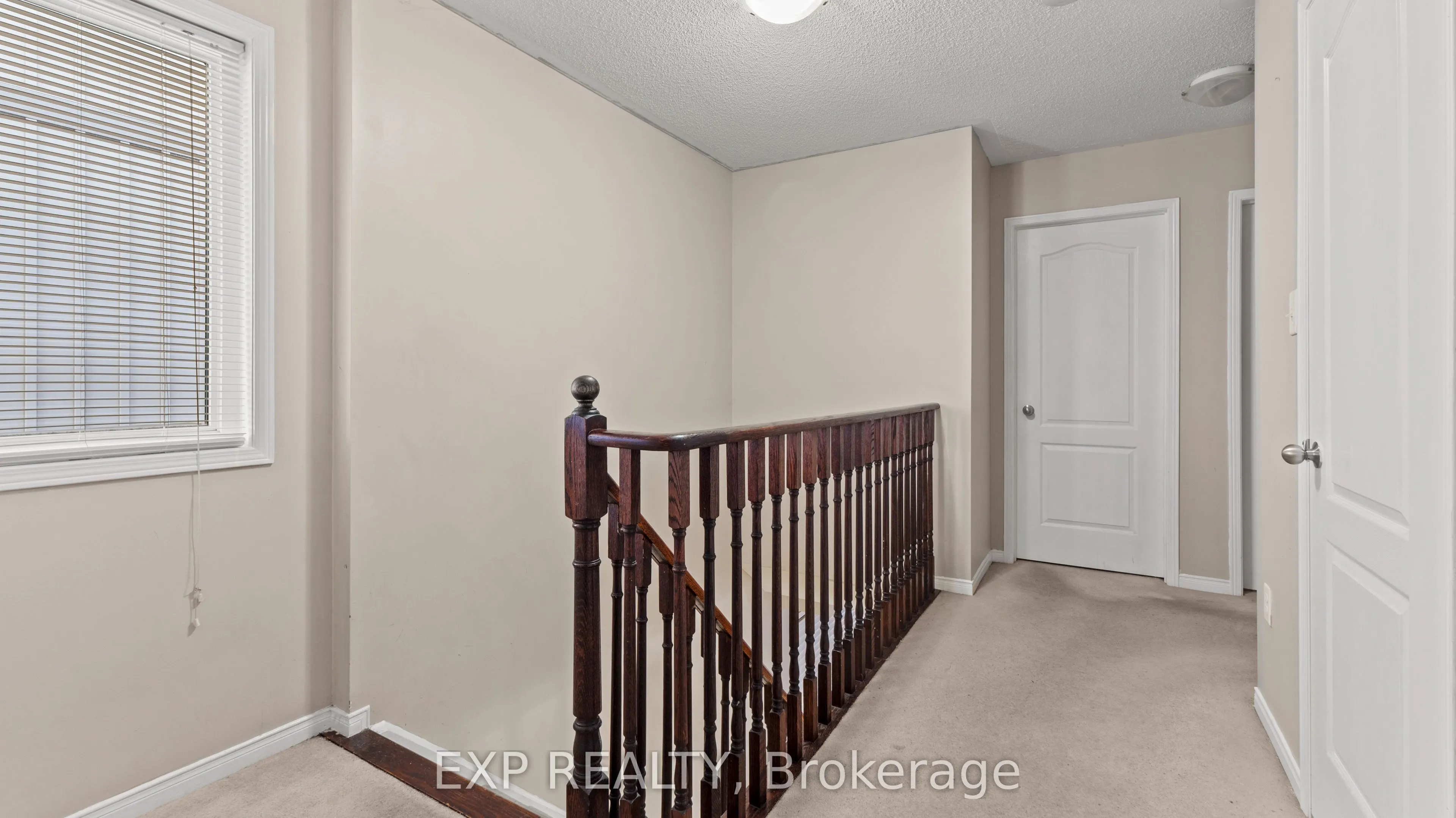 54 Tozer Crescent