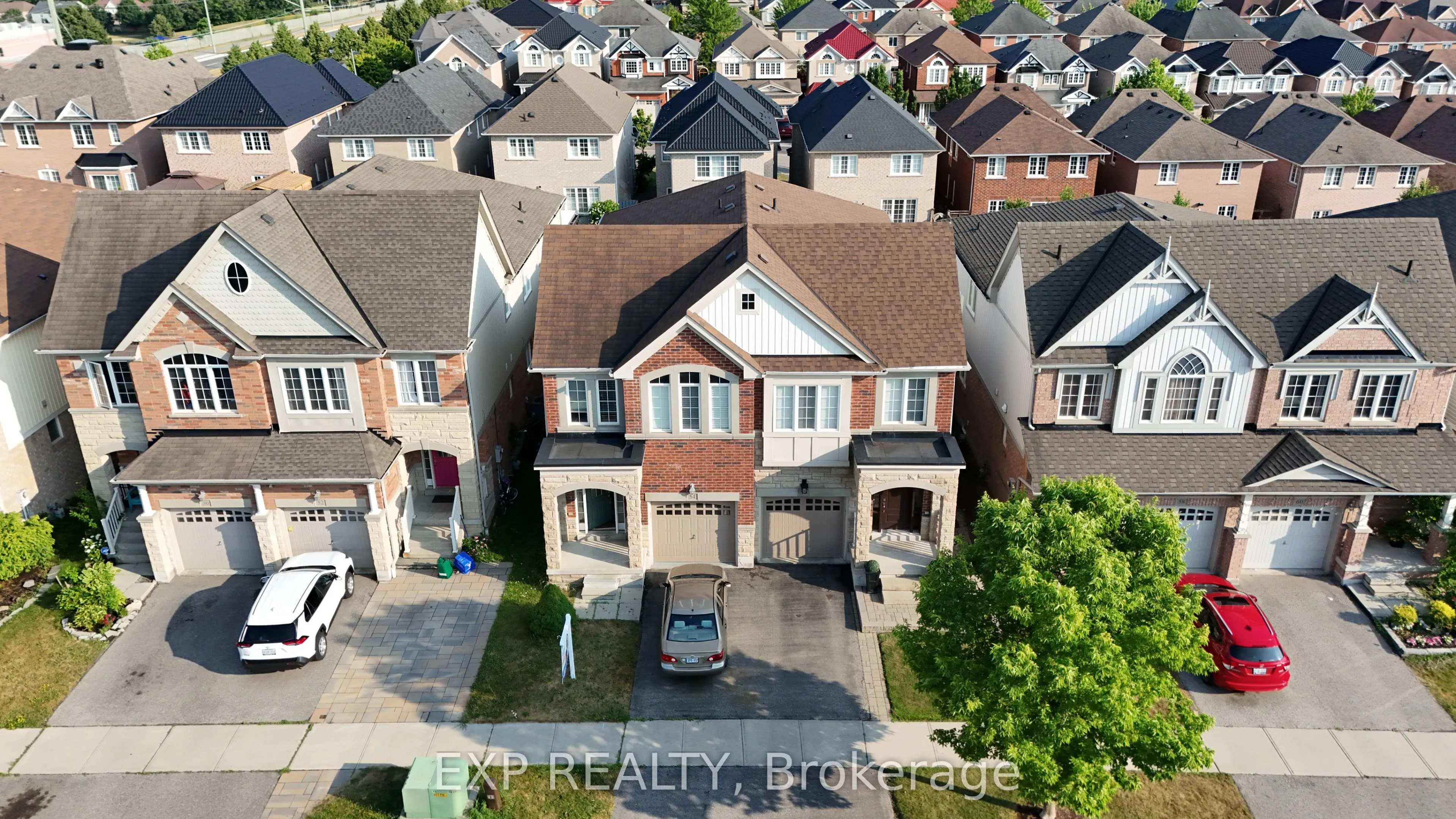 54 Tozer Crescent