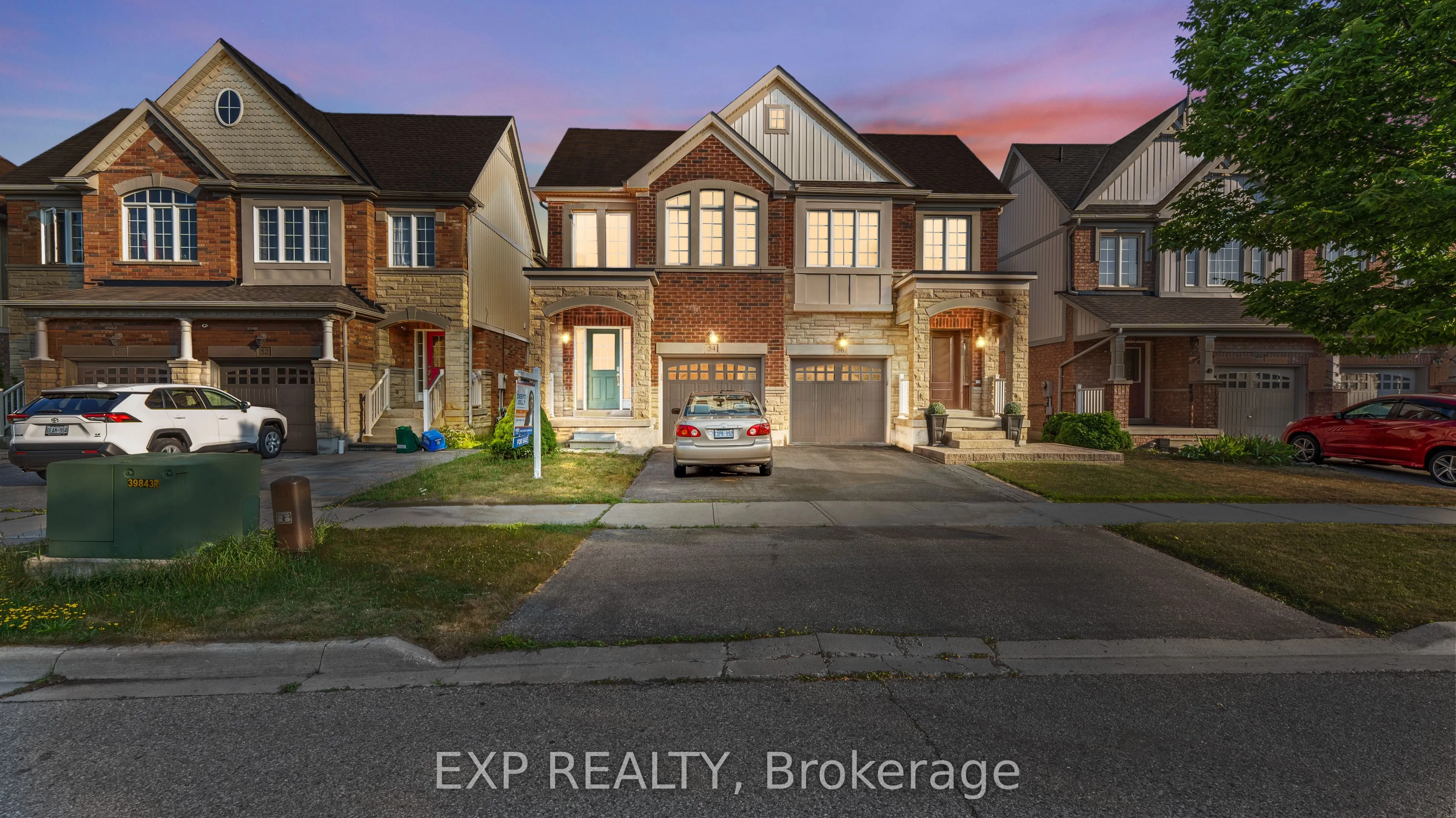 54 Tozer Crescent