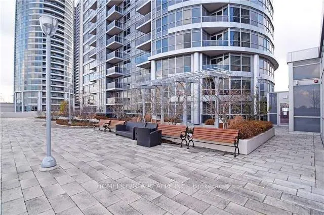 151 Village Green Square, #1504