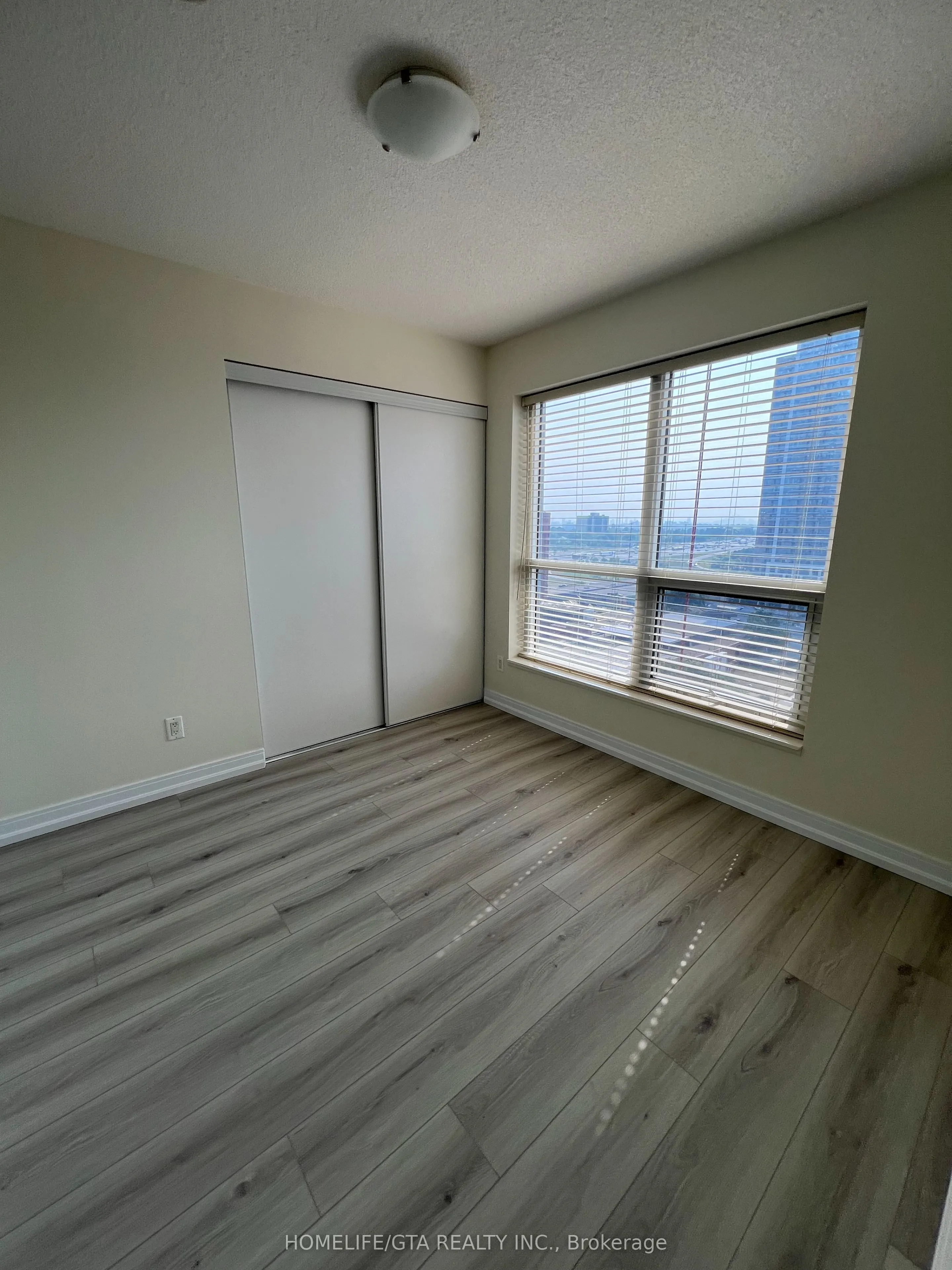 151 Village Green Square, #1504