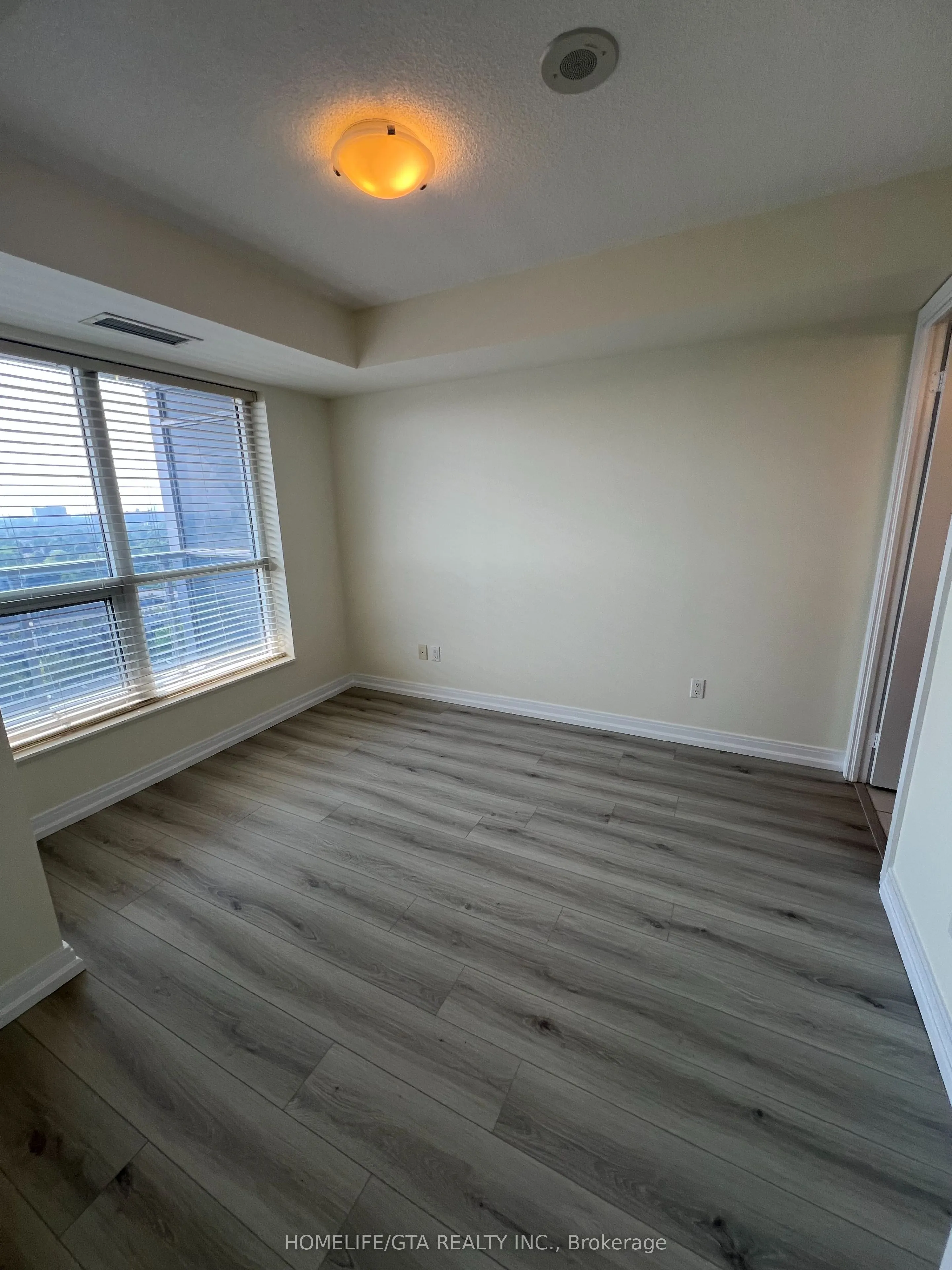 151 Village Green Square, #1504