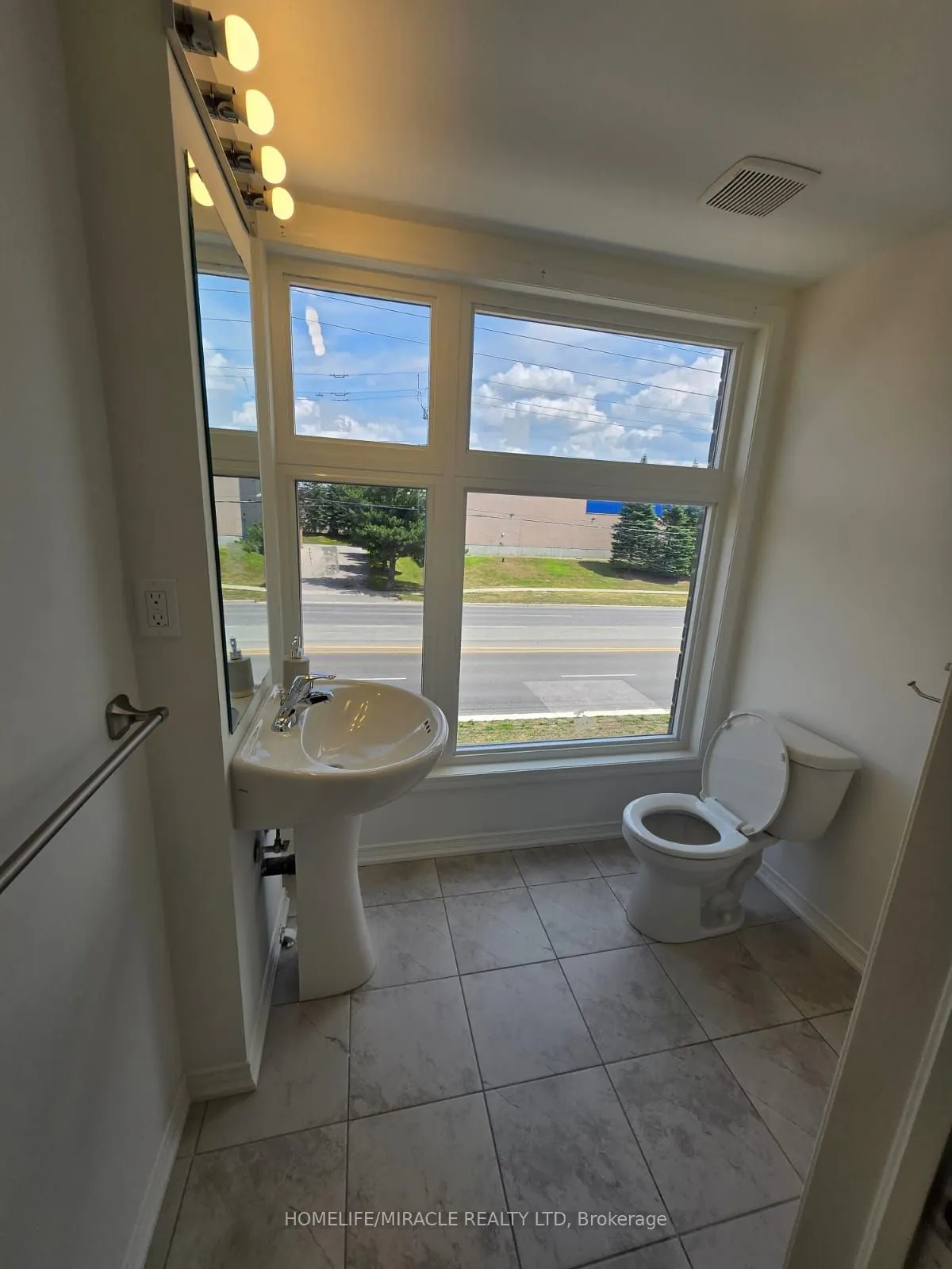 1431 Coral Springs Path