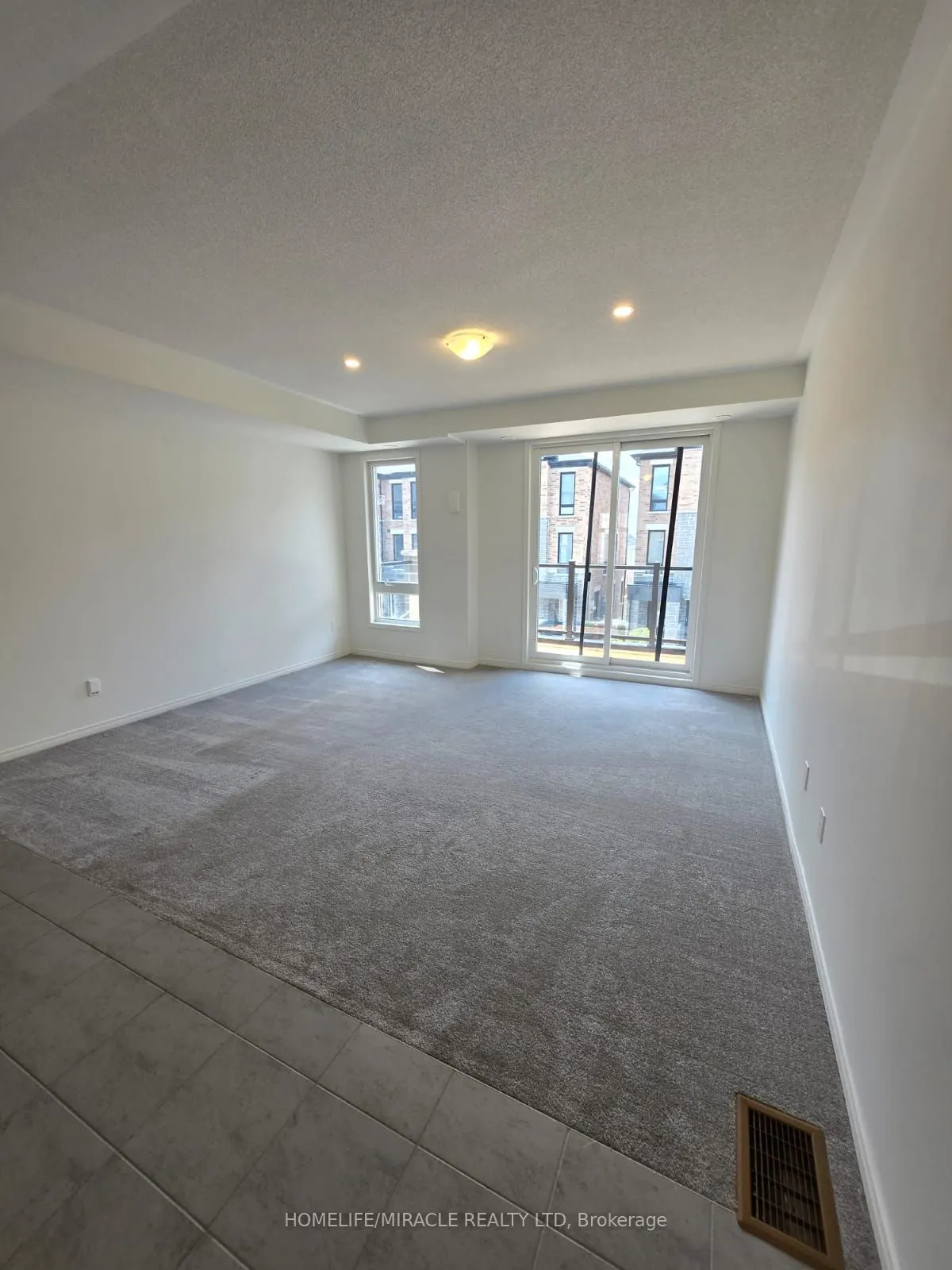 1431 Coral Springs Path